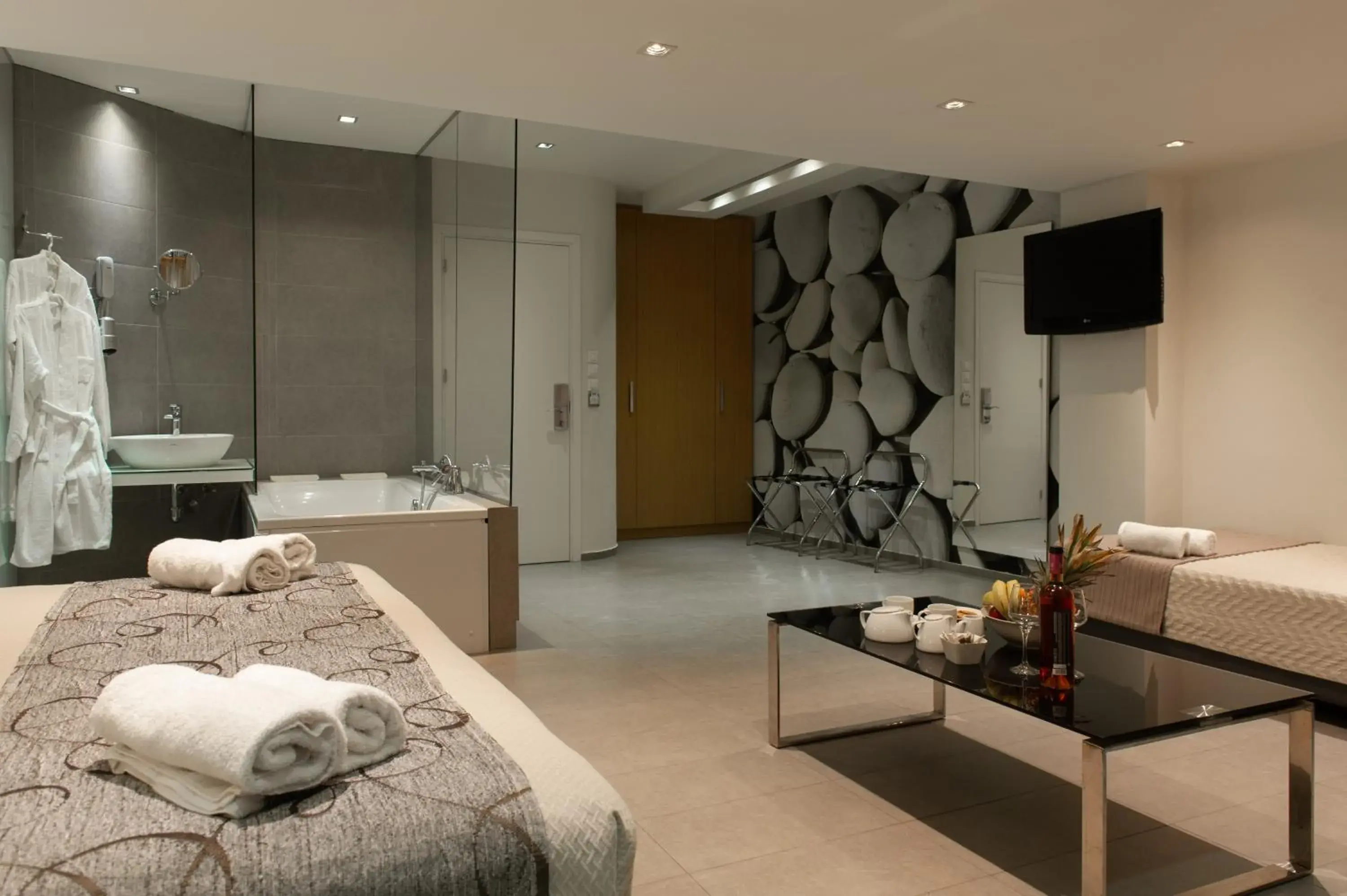 View (from property/room), Bed in Atlantis Boutique City Hotel View (from property/room), Bed in Atlantis Boutique City Hotel