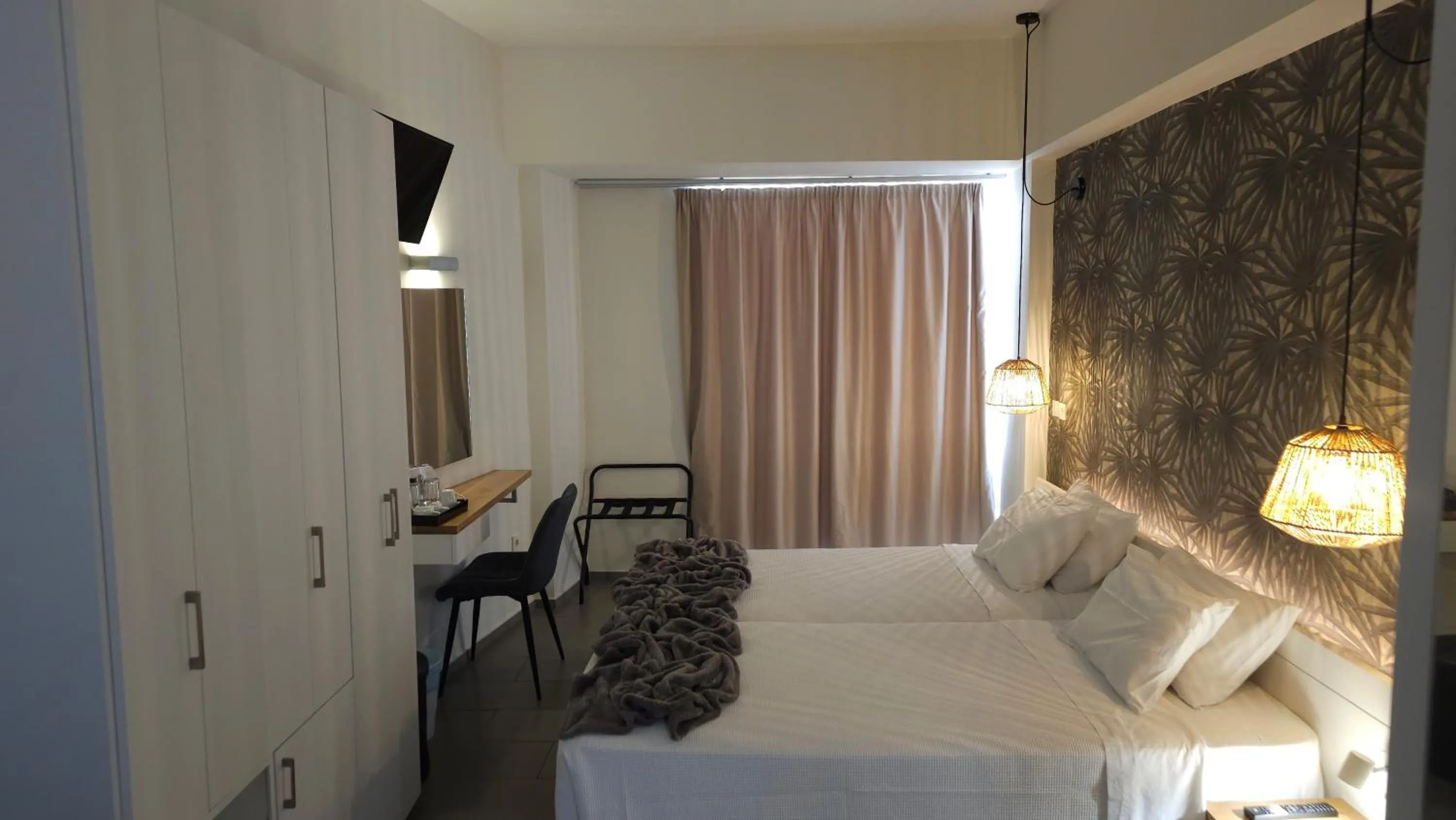 Atlantis Boutique City Hotel