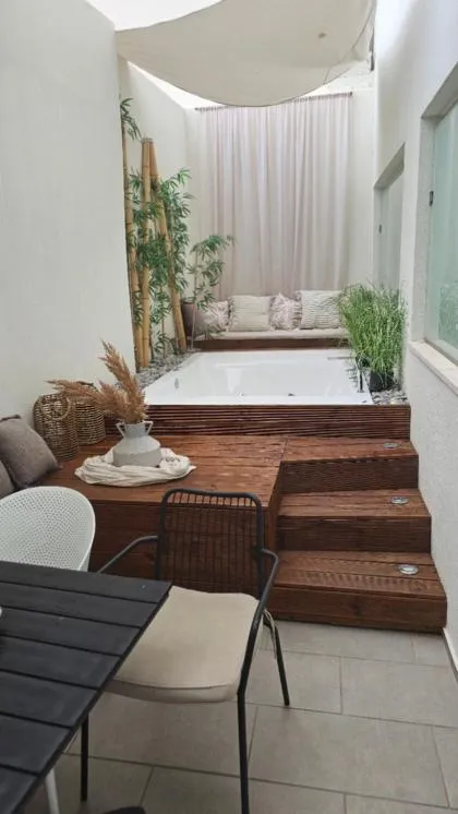 Atlantis Boutique City Hotel