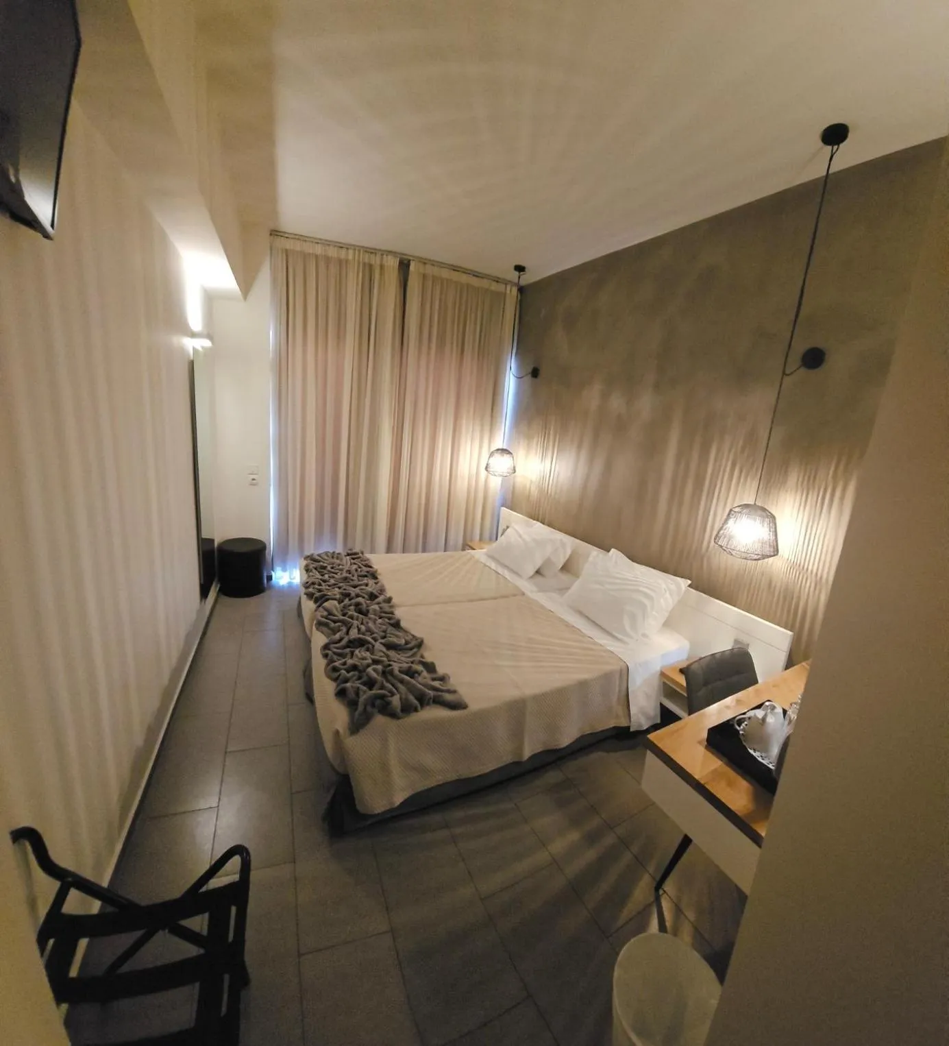 Atlantis Boutique City Hotel