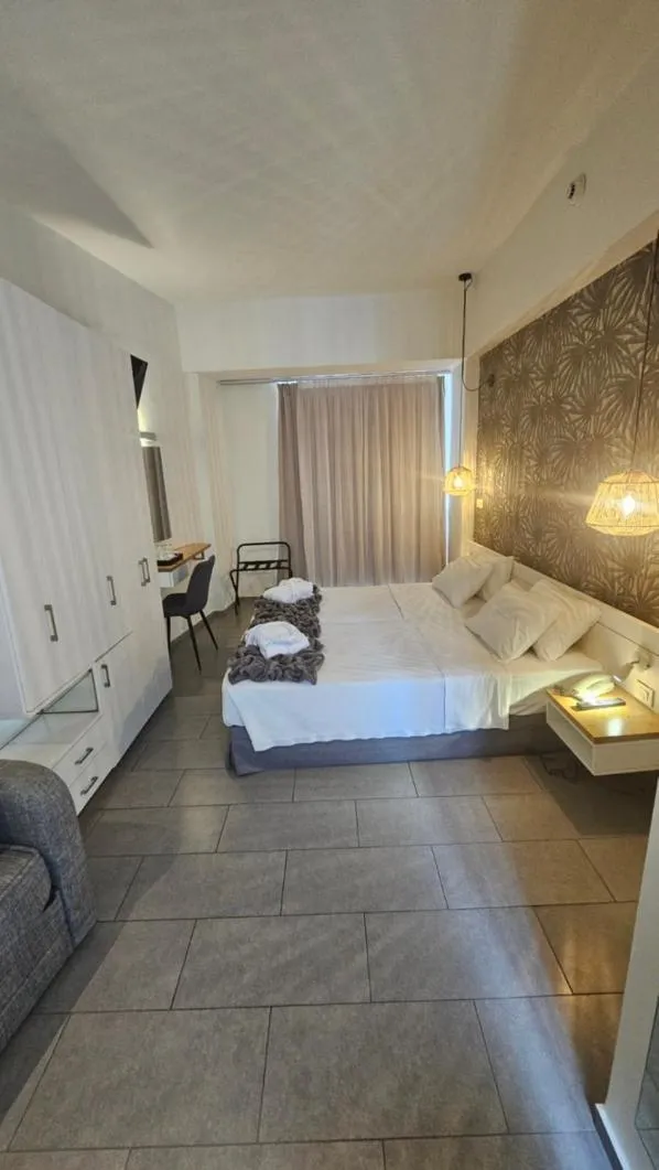 Atlantis Boutique City Hotel