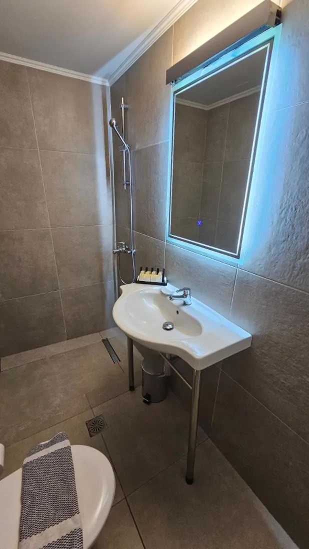 Atlantis Boutique City Hotel