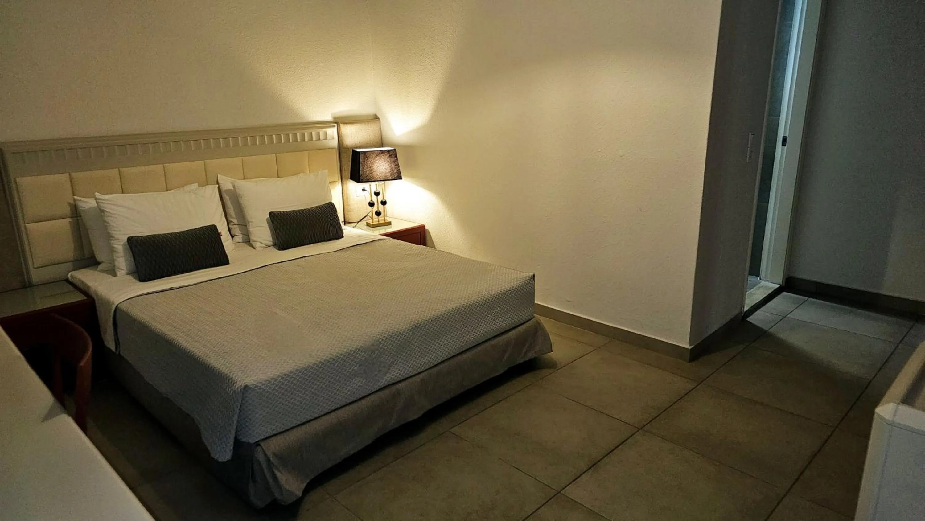 Atlantis Boutique City Hotel