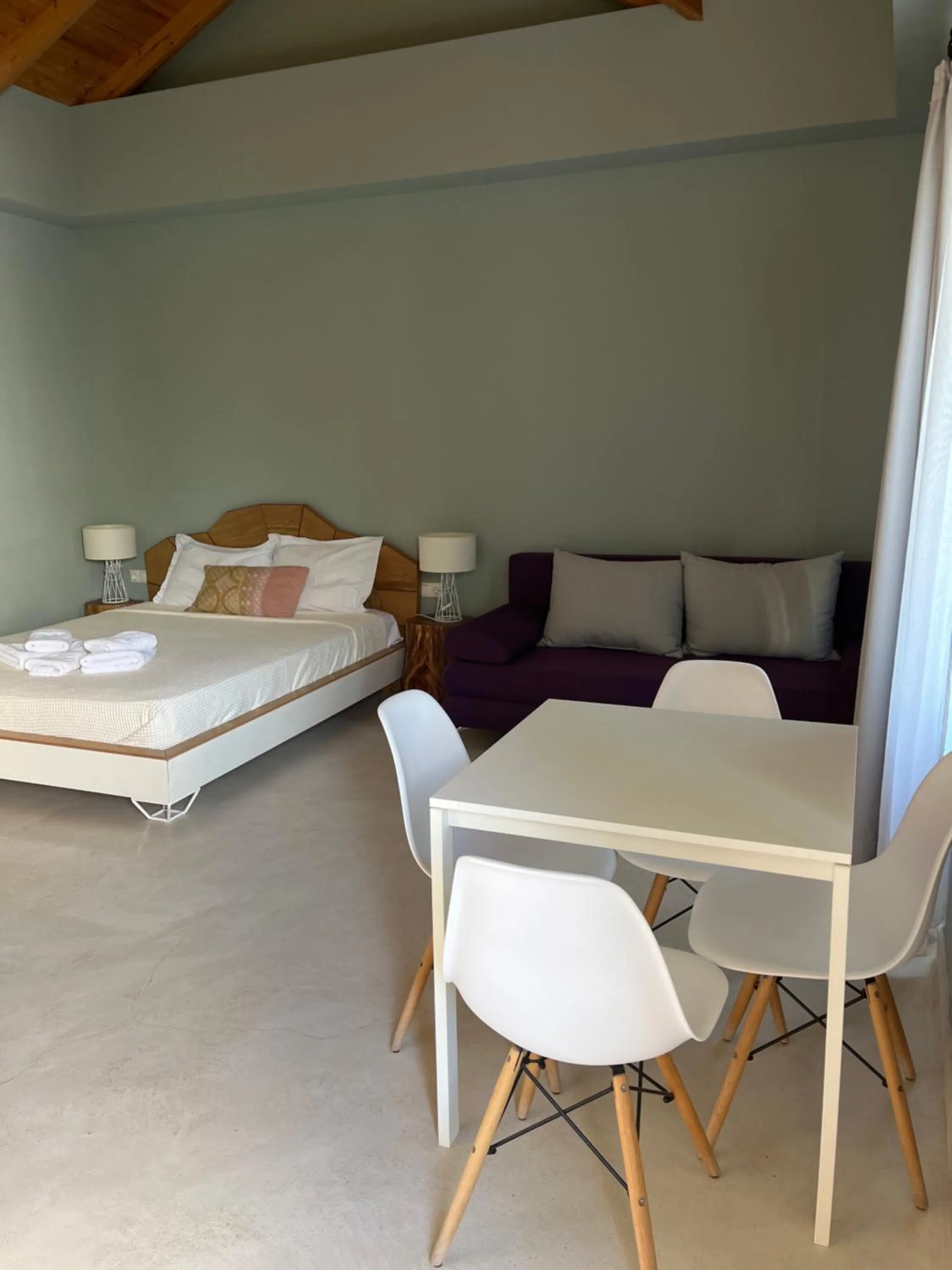 Bed in Anthelia