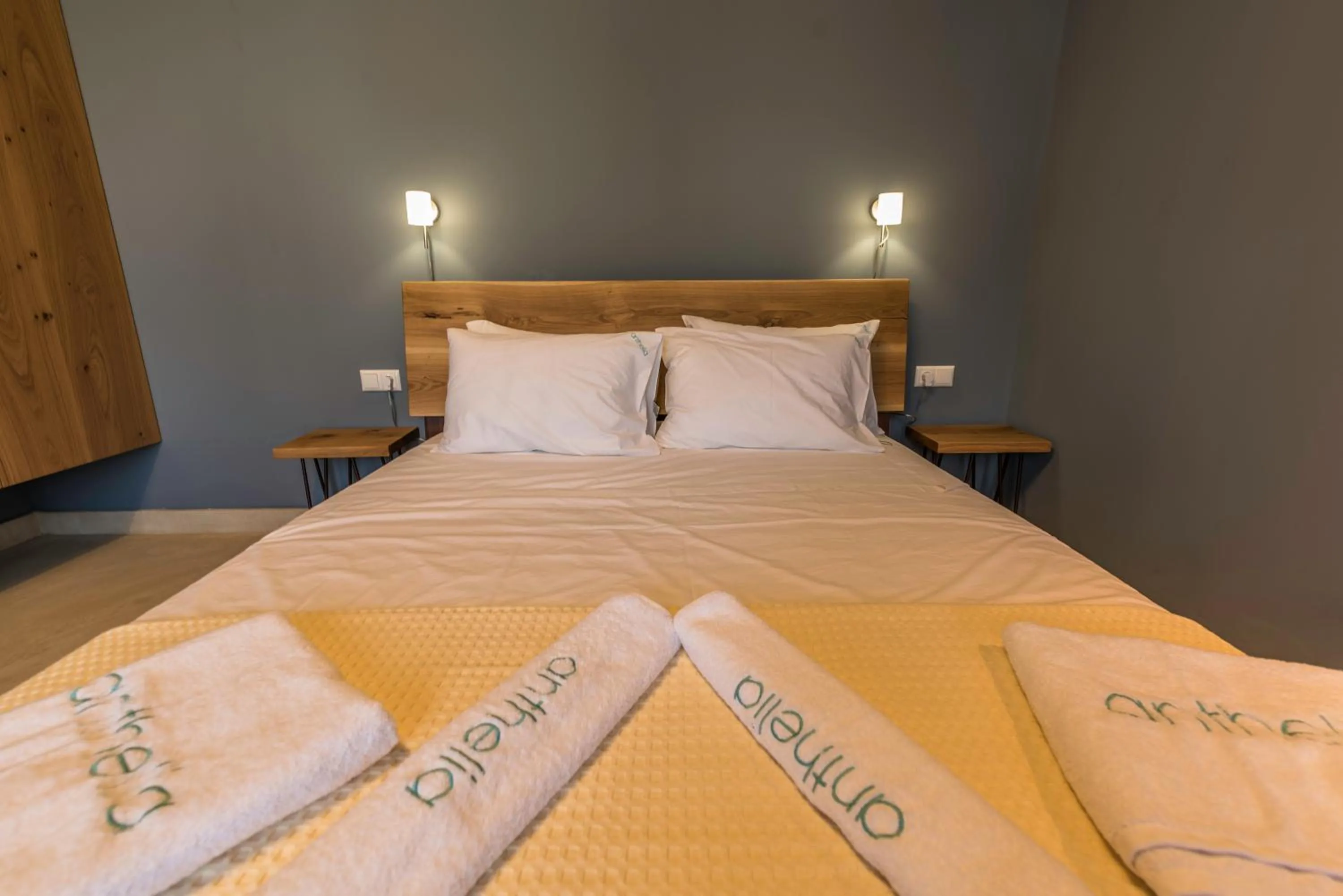 Bedroom, Bed in Anthelia