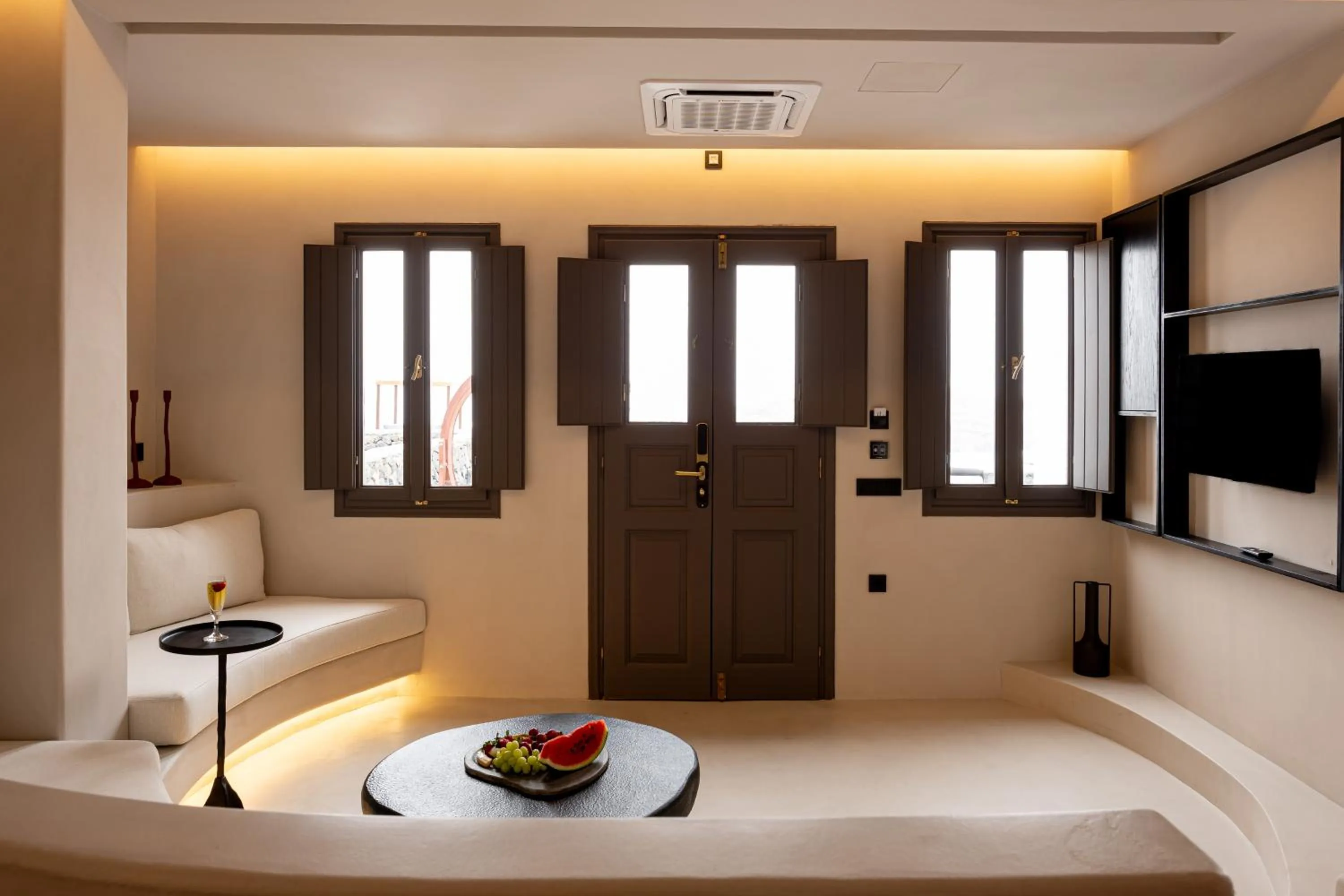 TV and multimedia, Bed in Caldera's Memories