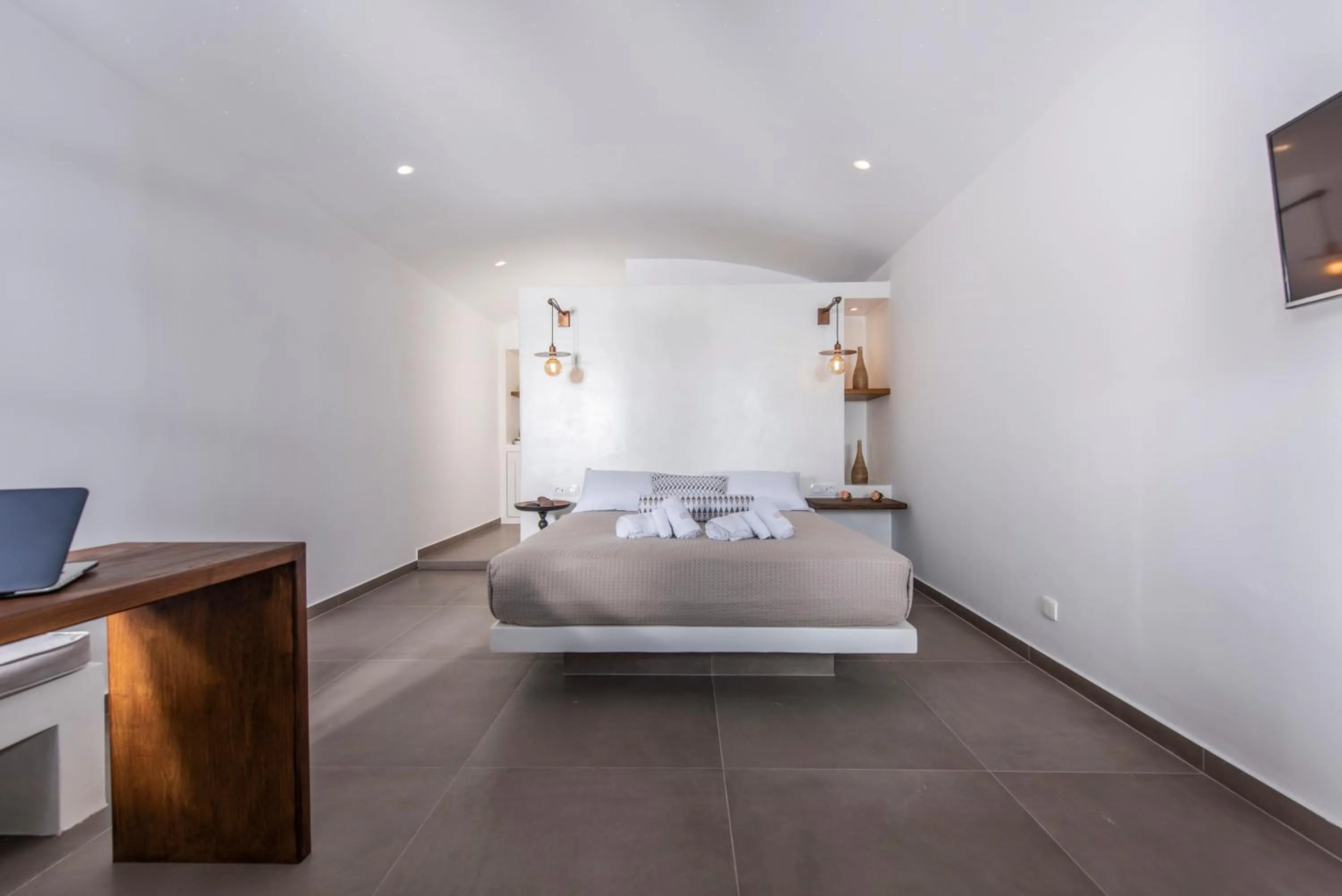 Time of day, Bed in Caldera's Memories