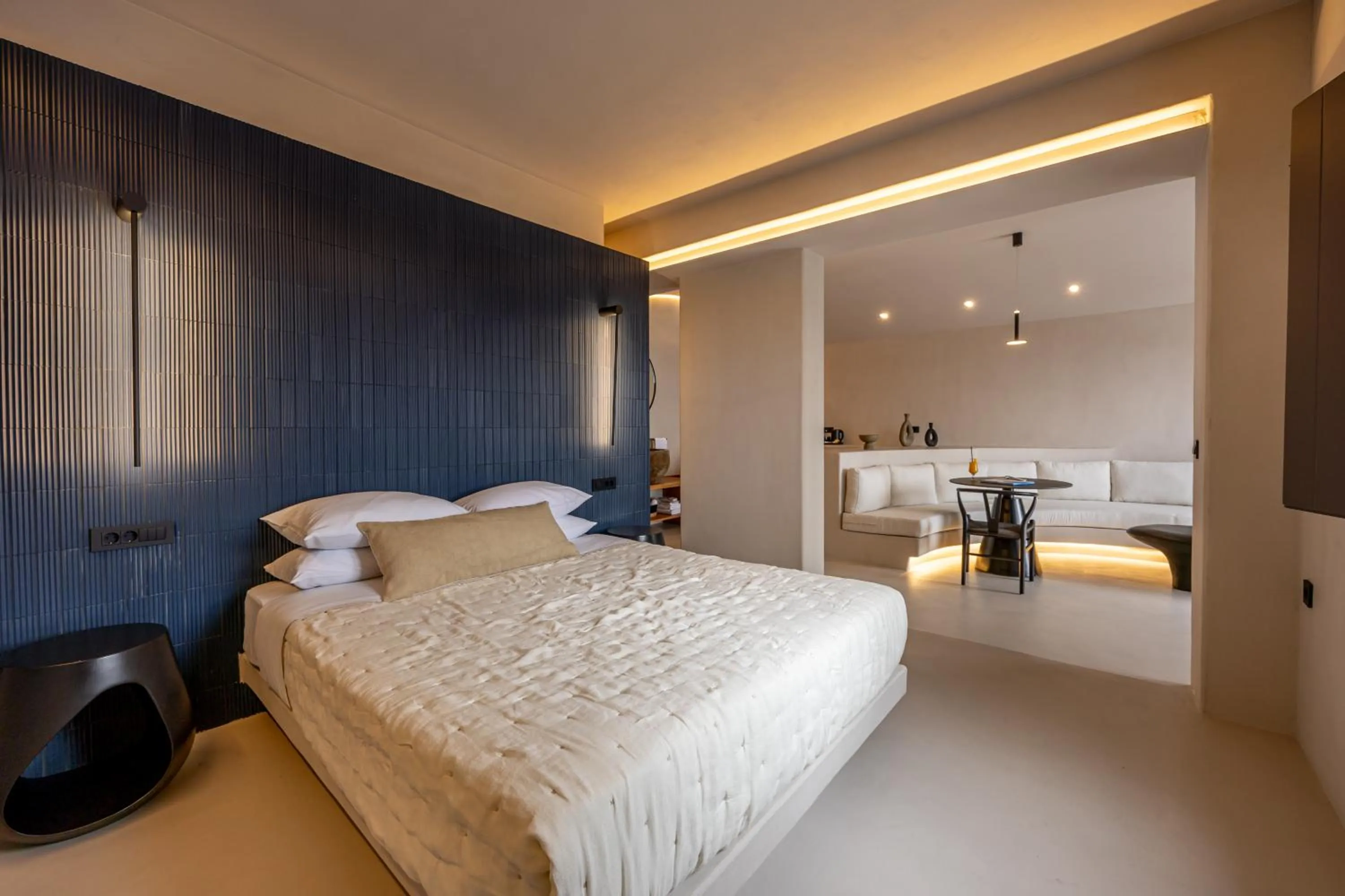 Bed in Caldera's Memories