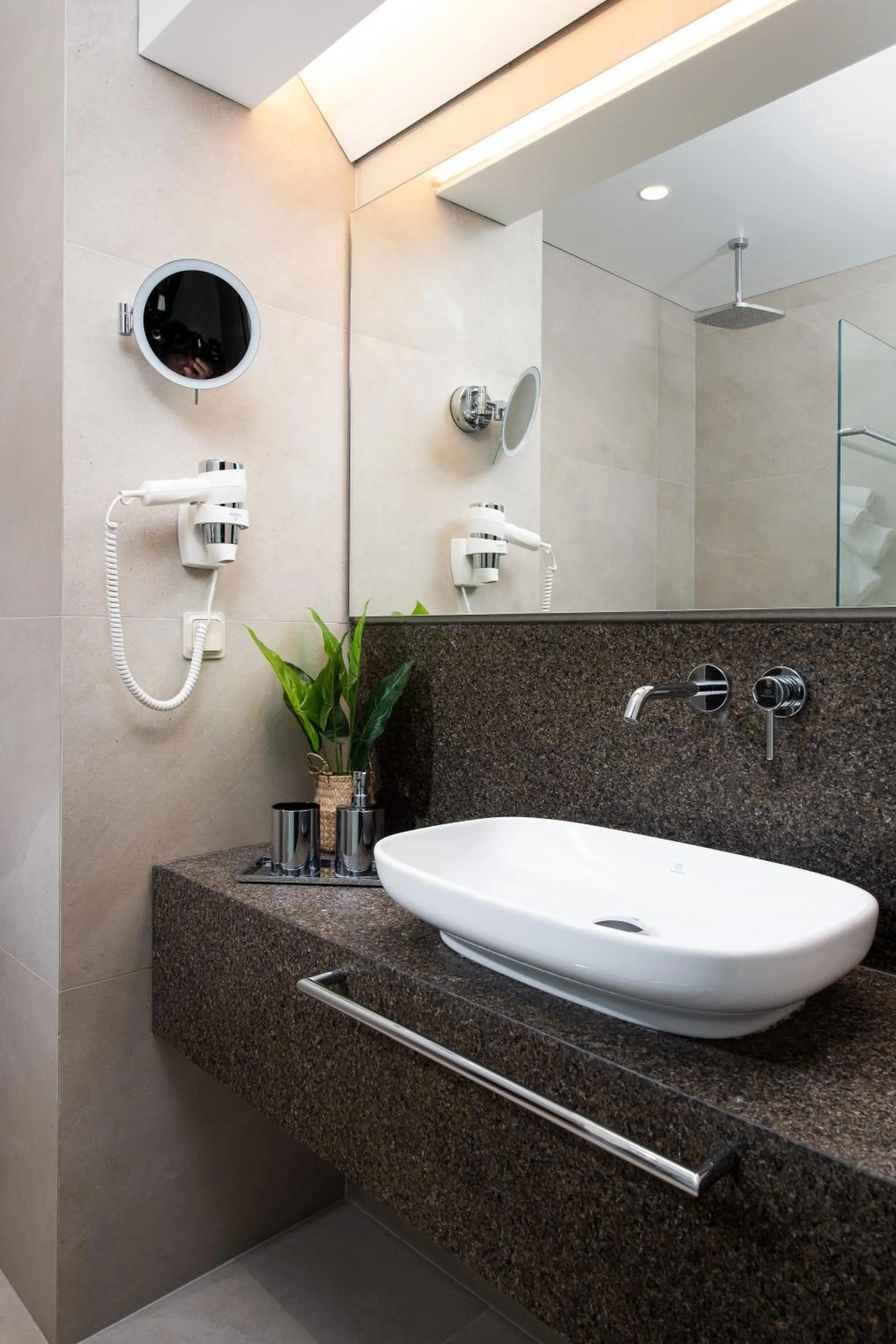 Shower in Olympic Star Beach Hotel