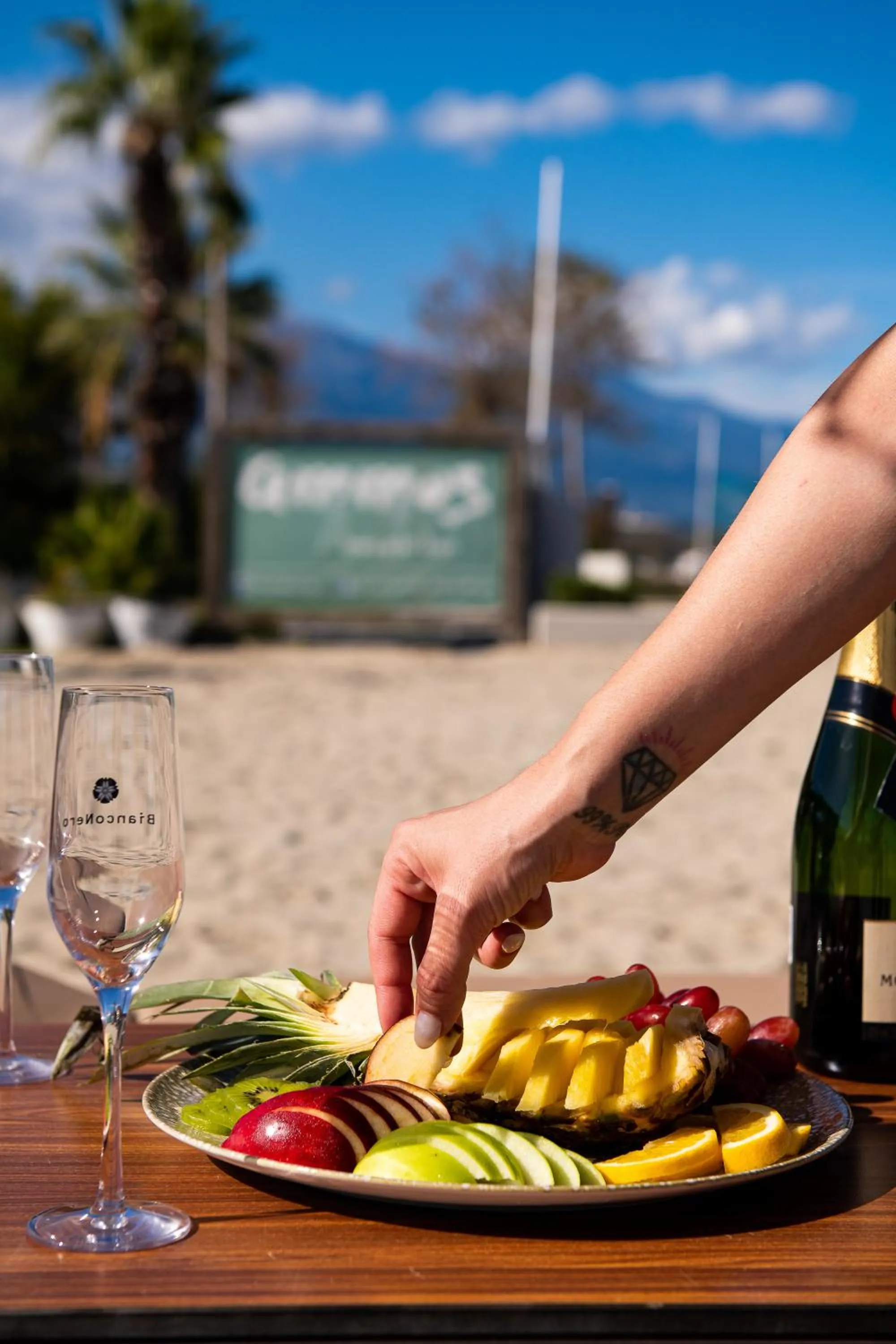 Restaurant/places to eat in Olympic Star Beach Hotel