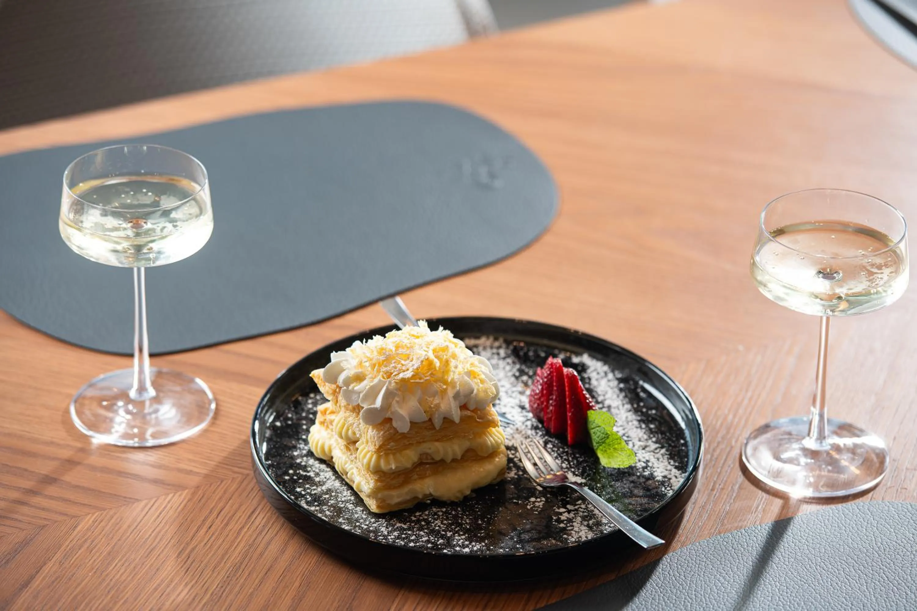 Restaurant/places to eat in Olympic Star Beach Hotel