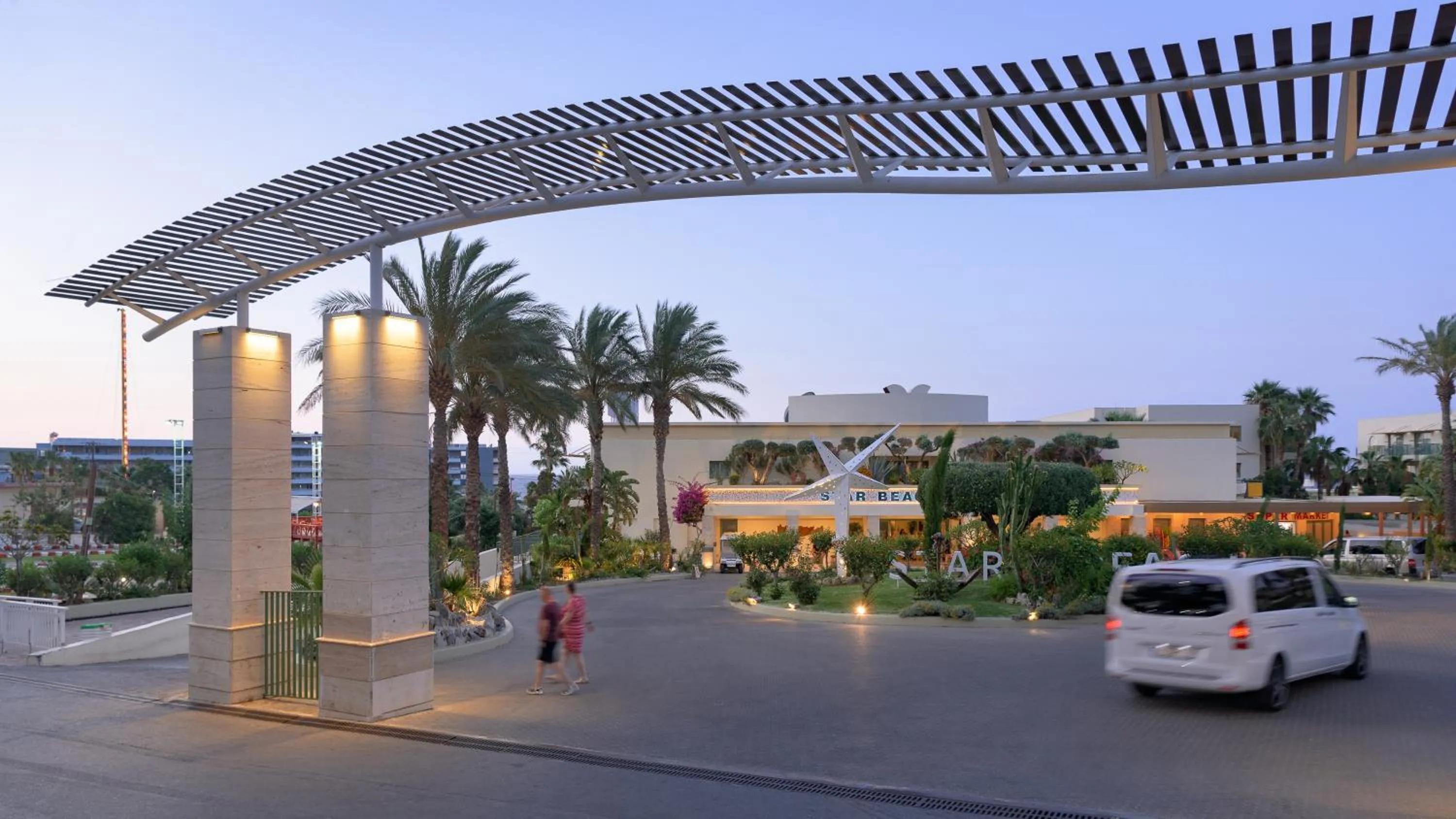 Parking in Star Beach Village & Water Park