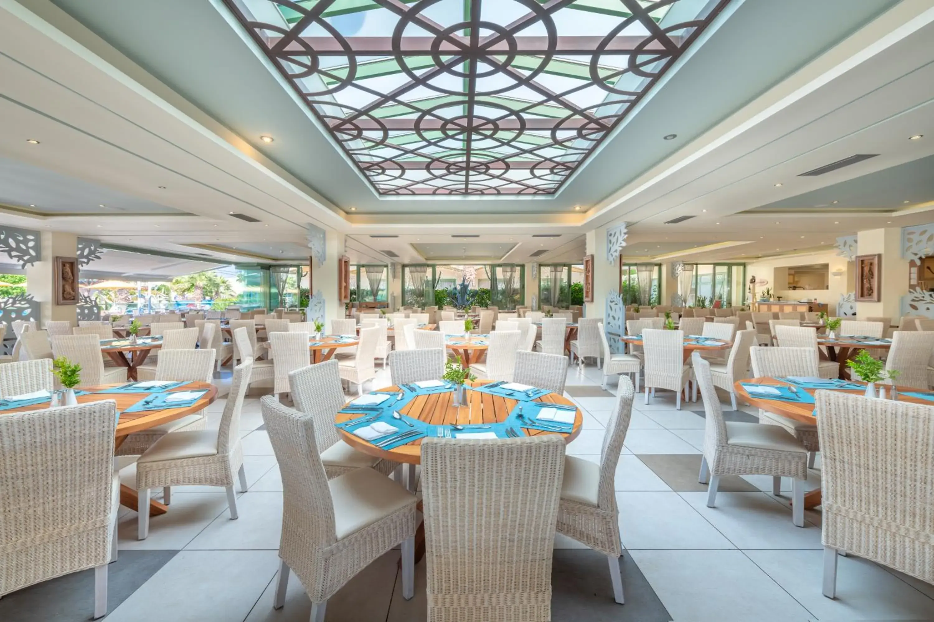Restaurant/places to eat in Star Beach Village & Water Park Restaurant/places to eat in Star Beach Village & Water Park