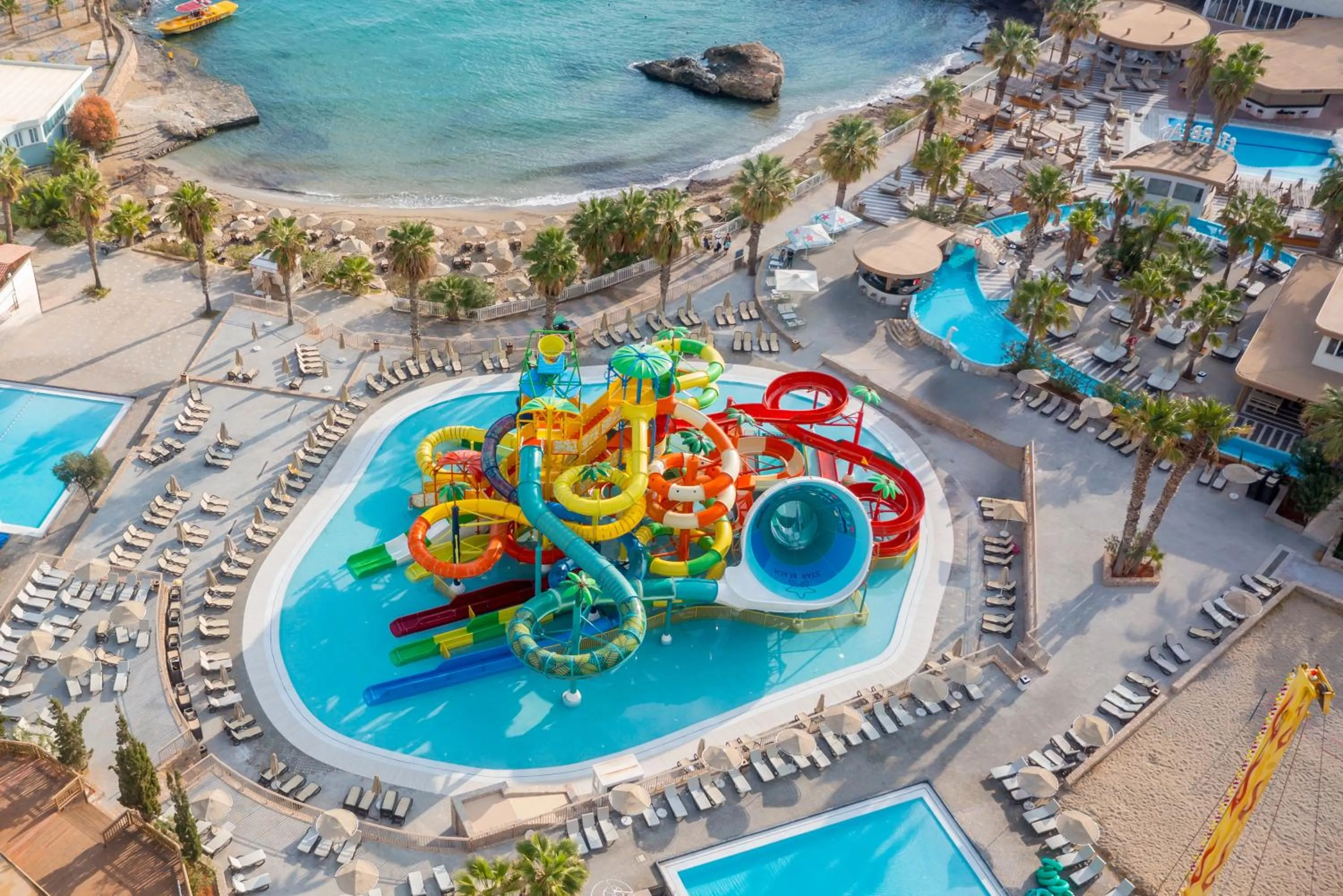 Aqua park in Star Beach Village & Water Park