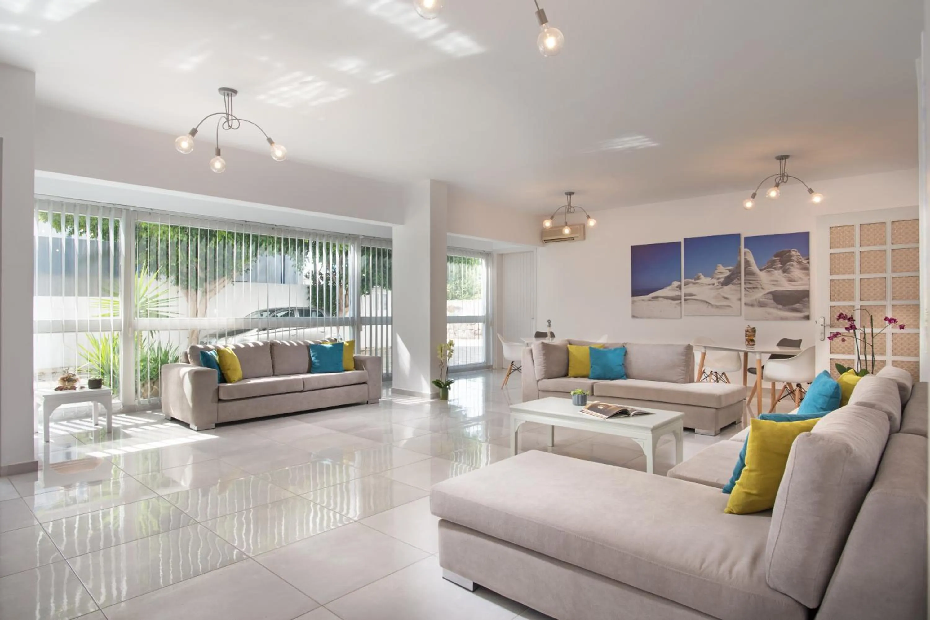 Lobby or reception in Milos Hotel