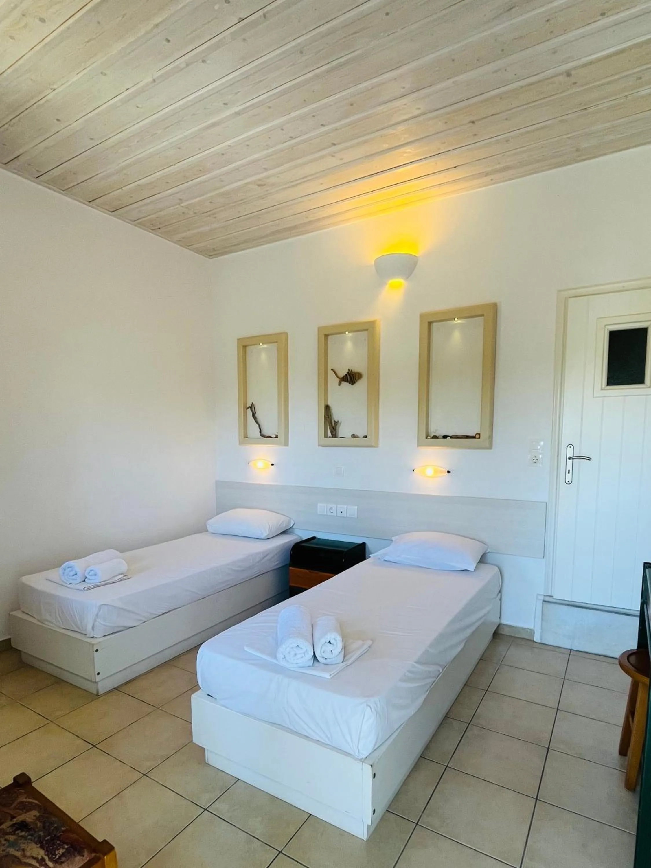 Bedroom, Bed in Galaxy Hotel