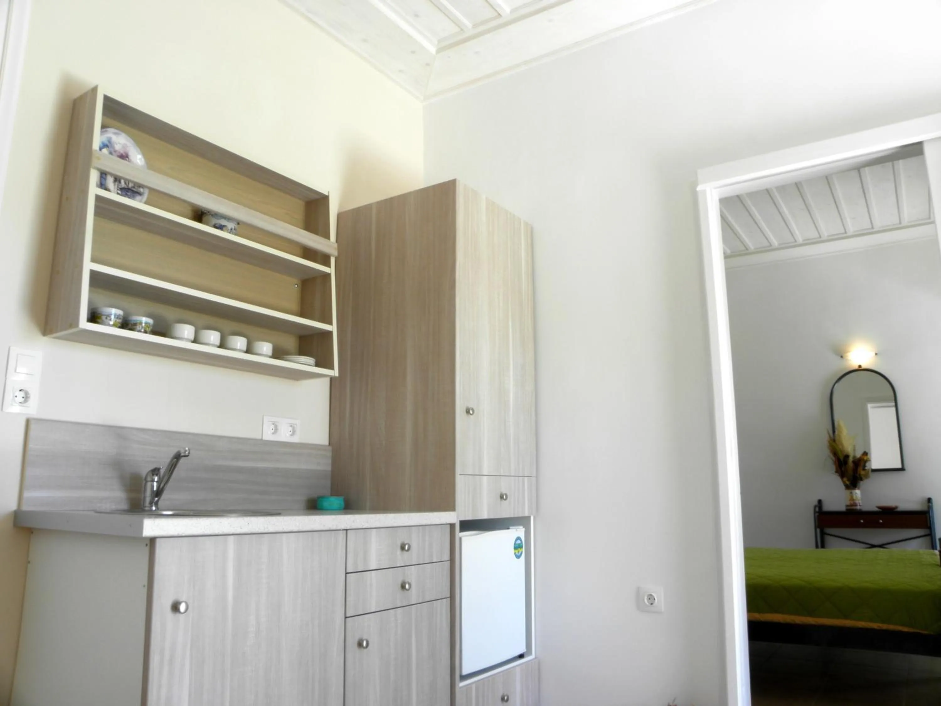 Coffee/tea facilities in Galaxy Hotel