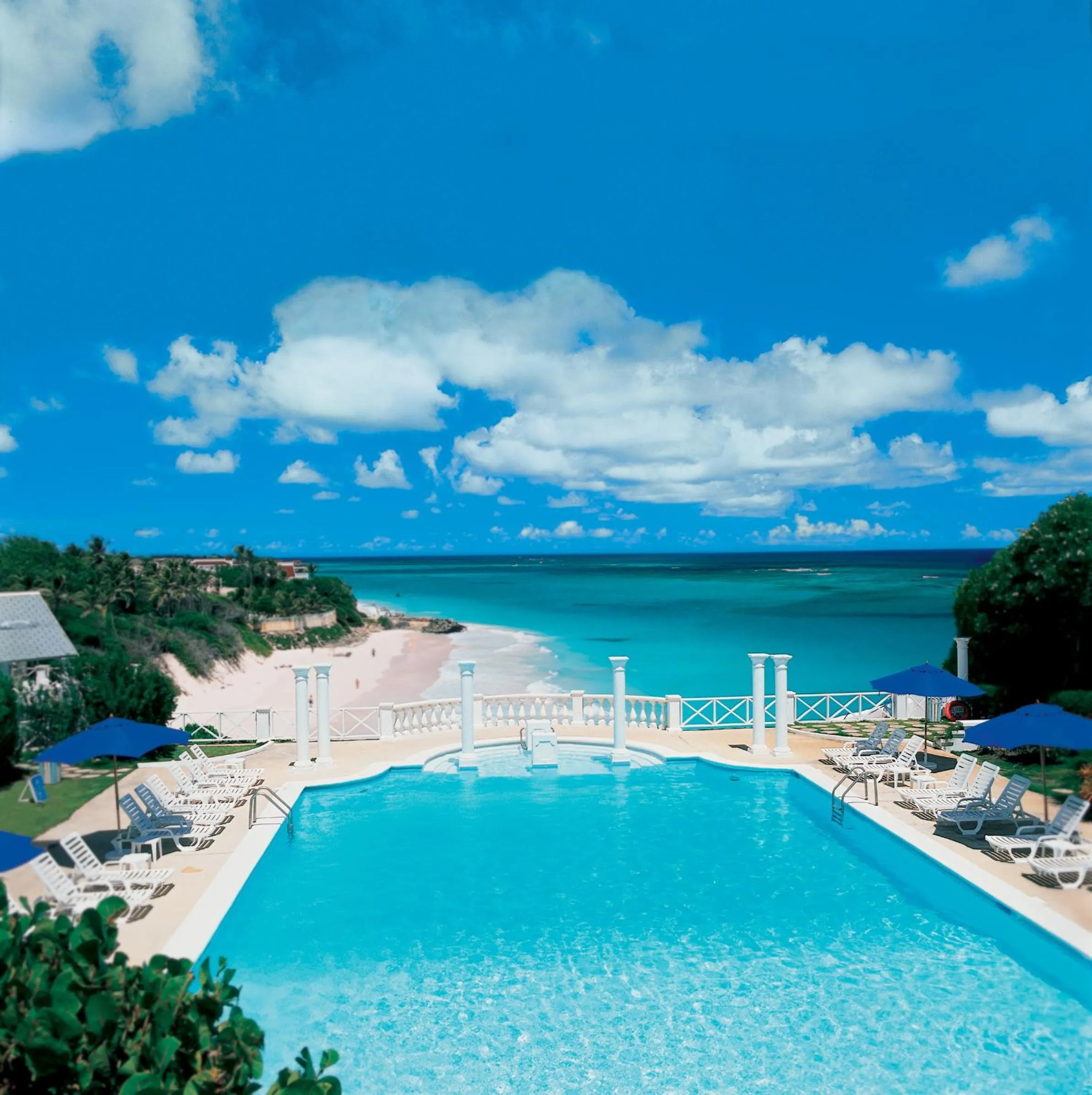 Swimming pool in The Crane Resort