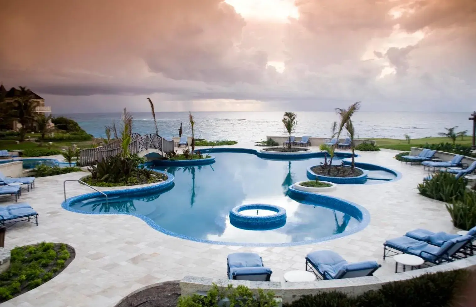 Swimming pool in The Crane Resort Swimming pool in The Crane Resort