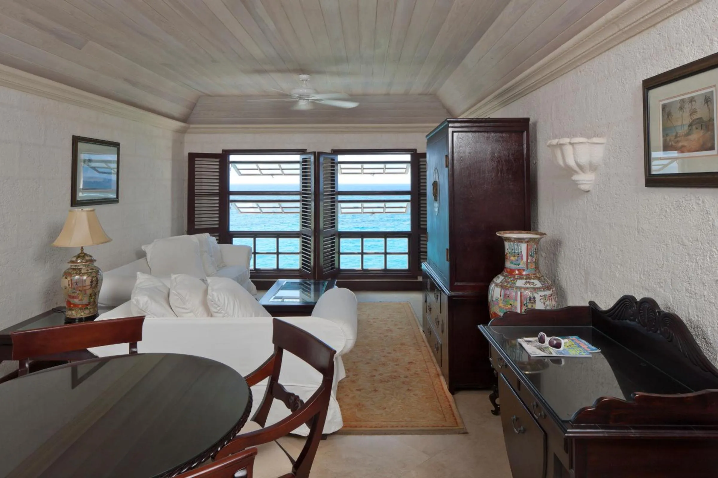 Living room in The Crane Resort