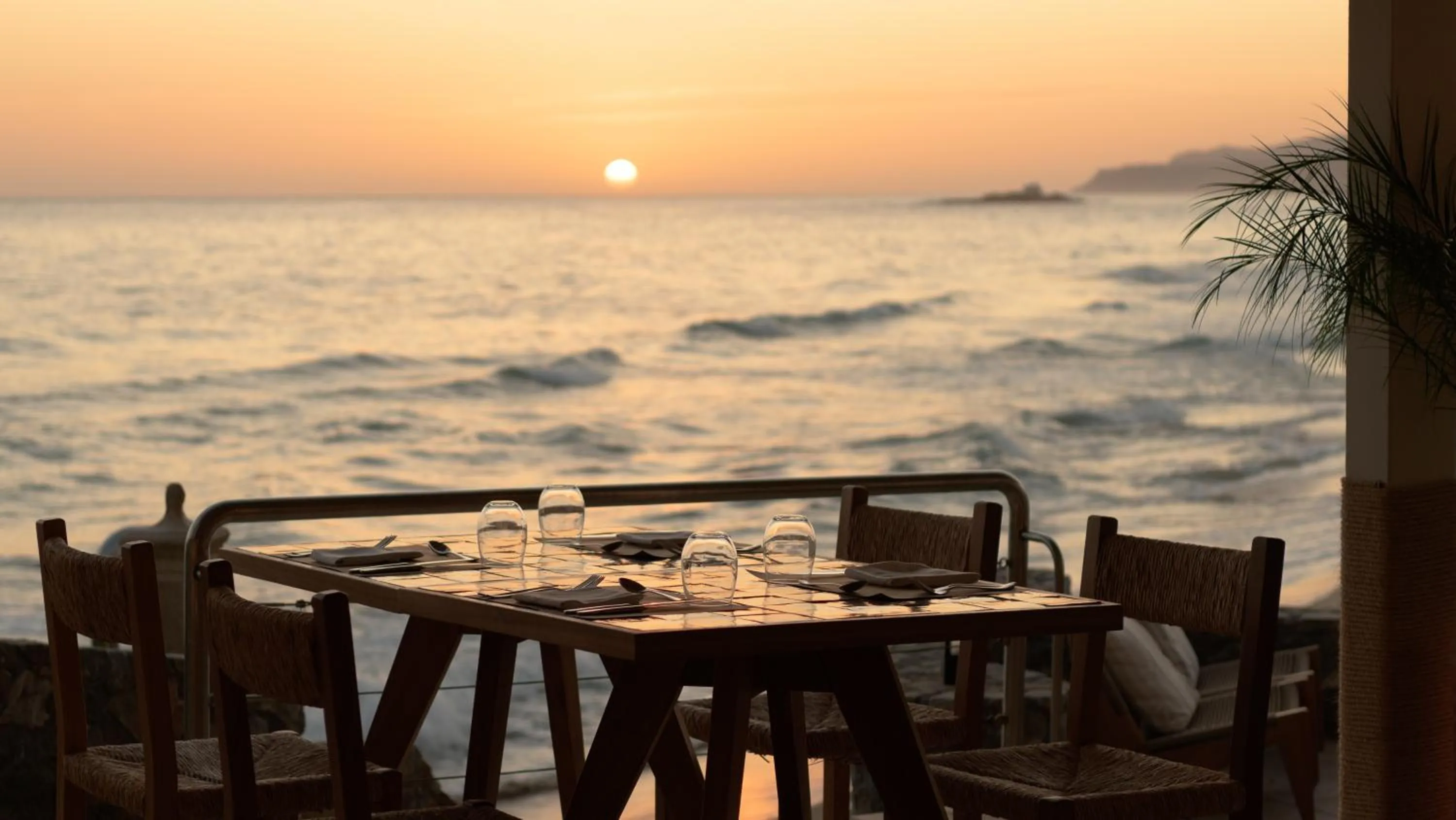 Restaurant/places to eat in Ikaros Beach, Luxury Resort & Spa - Adults Only