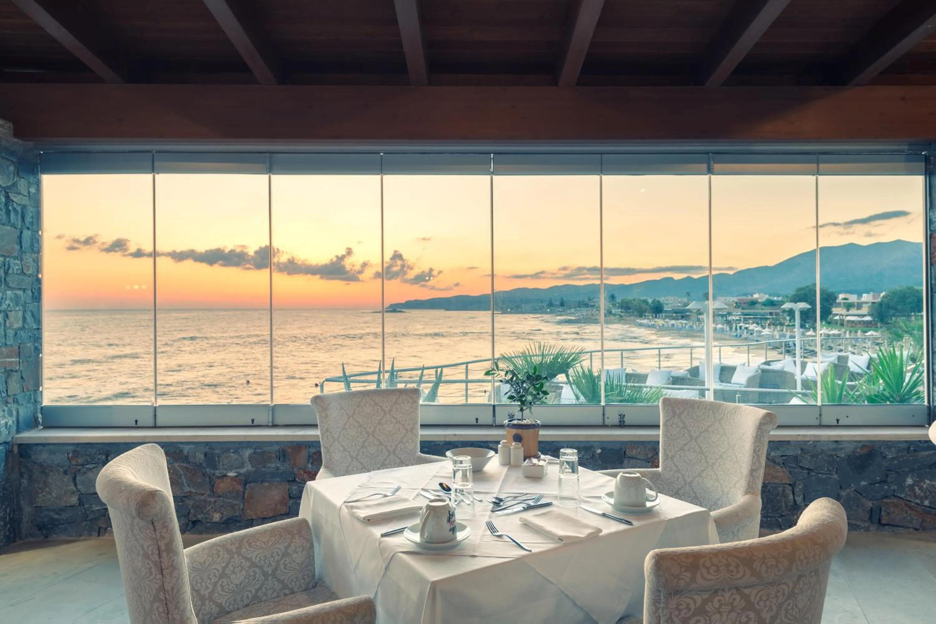 Restaurant/places to eat in Ikaros Beach, Luxury Resort & Spa - Adults Only