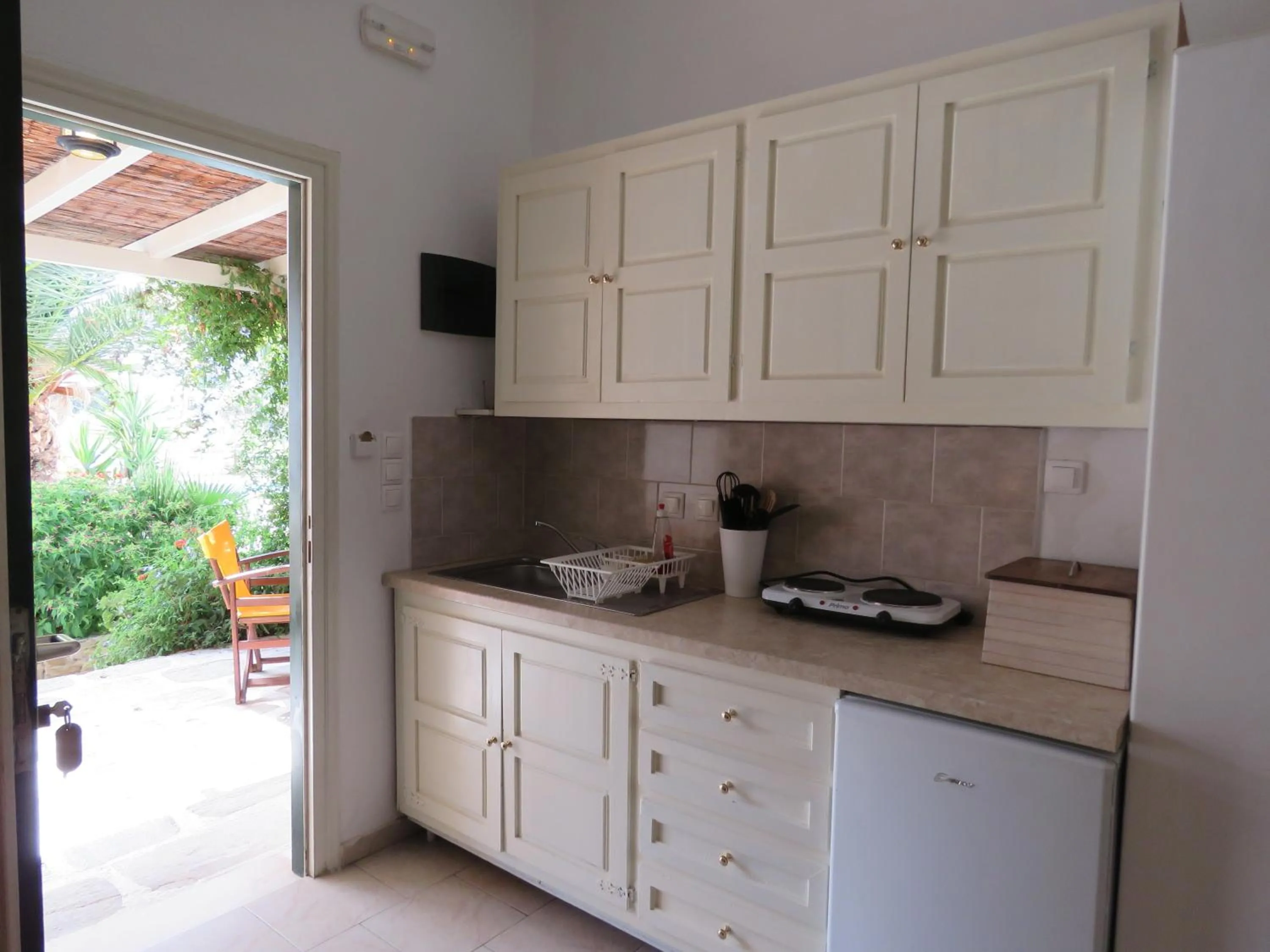 Kitchen or kitchenette in Corali Beach Hotel