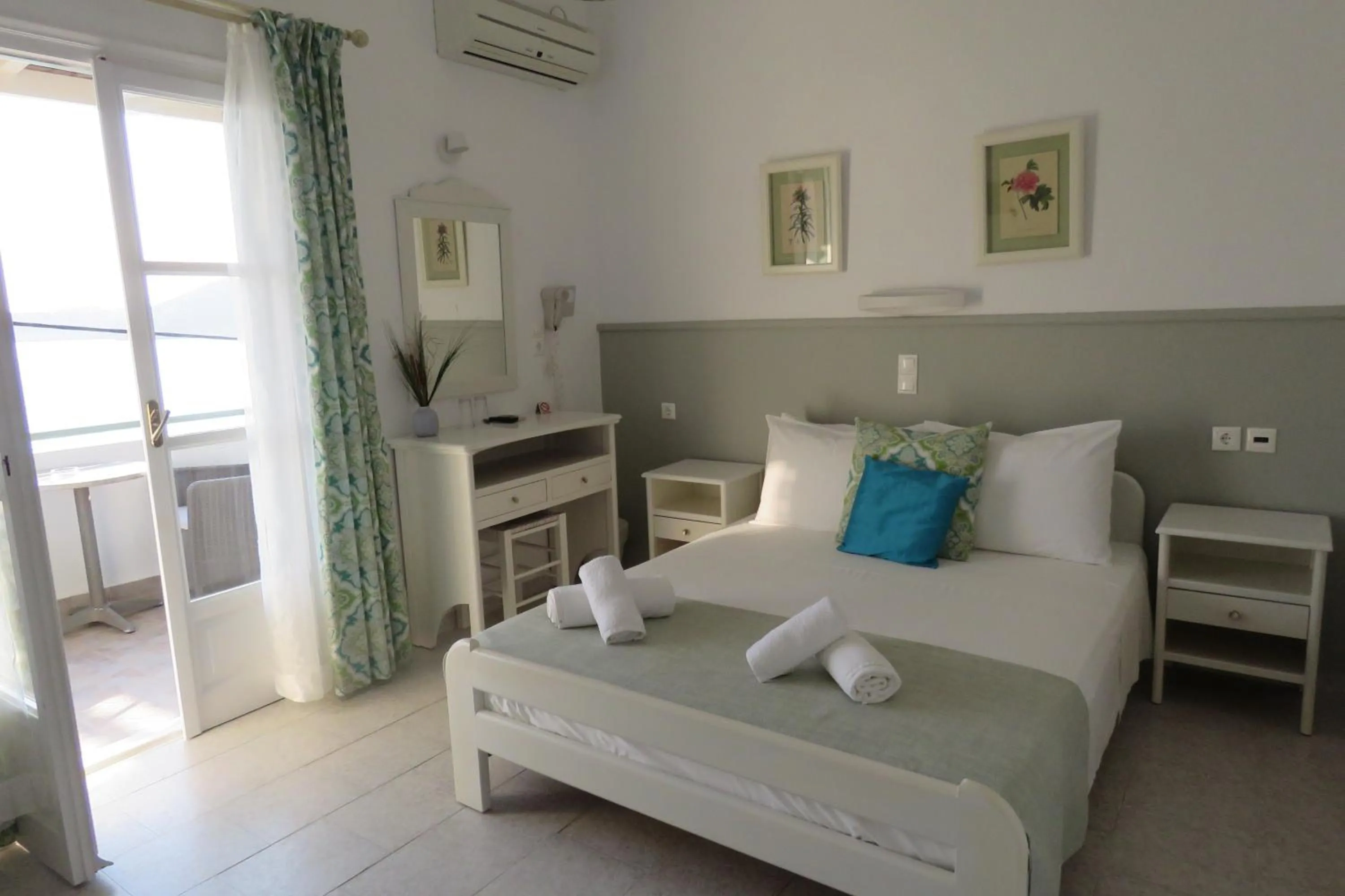 Photo of the whole room, Bed in Corali Beach Hotel