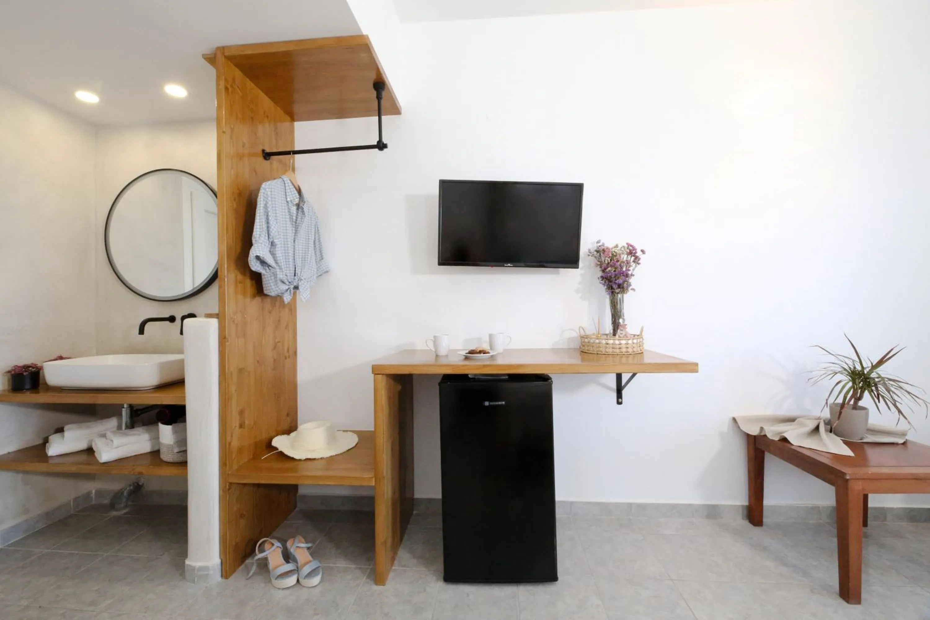 TV and multimedia in Fragoulis Village