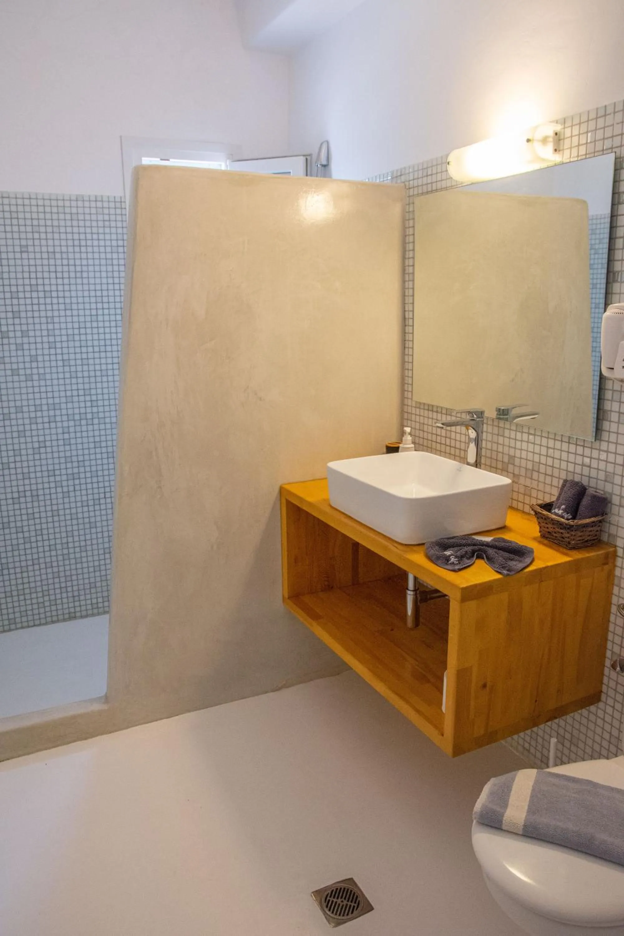 Bathroom in Fragoulis Village