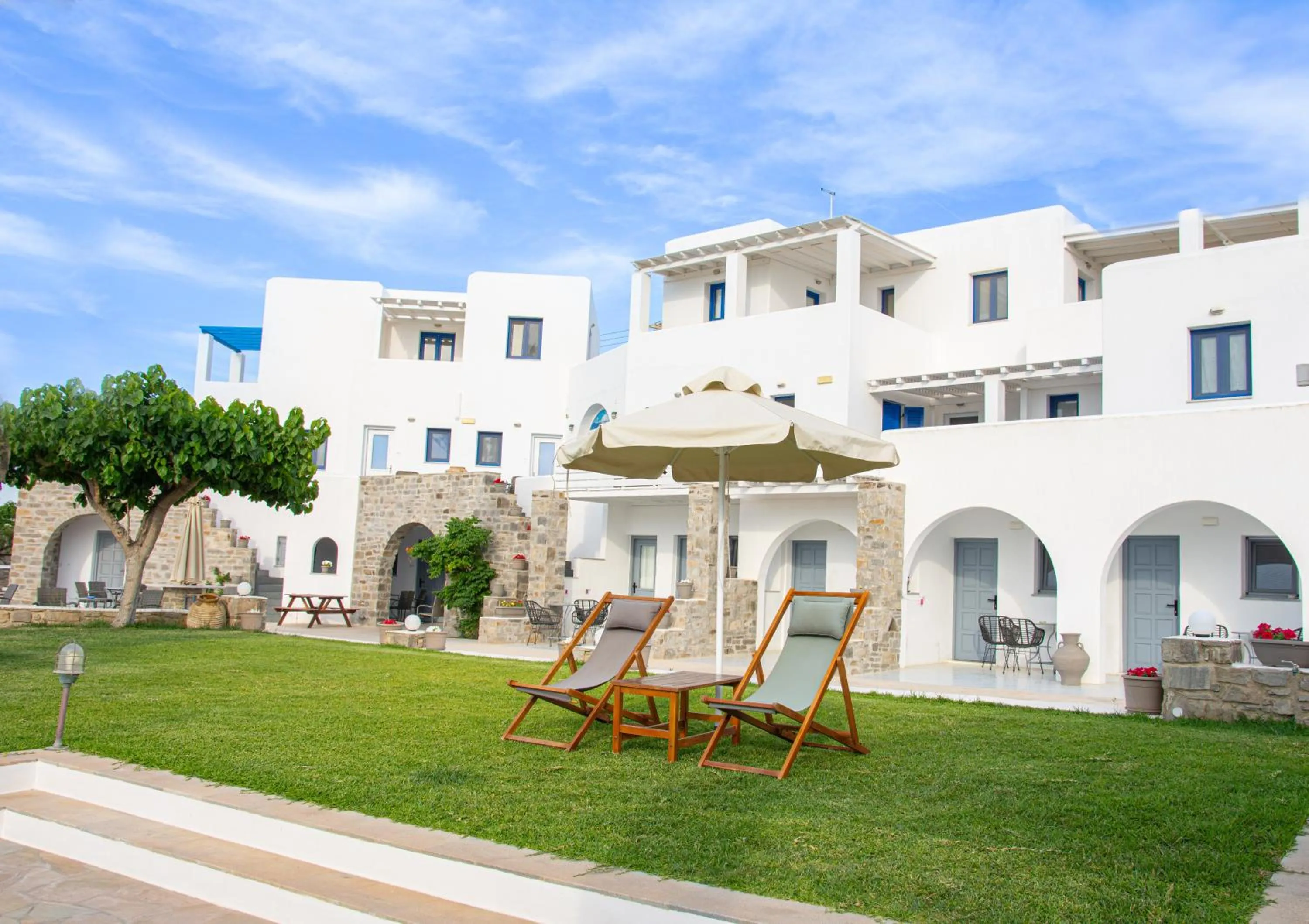 Property building in Fragoulis Village