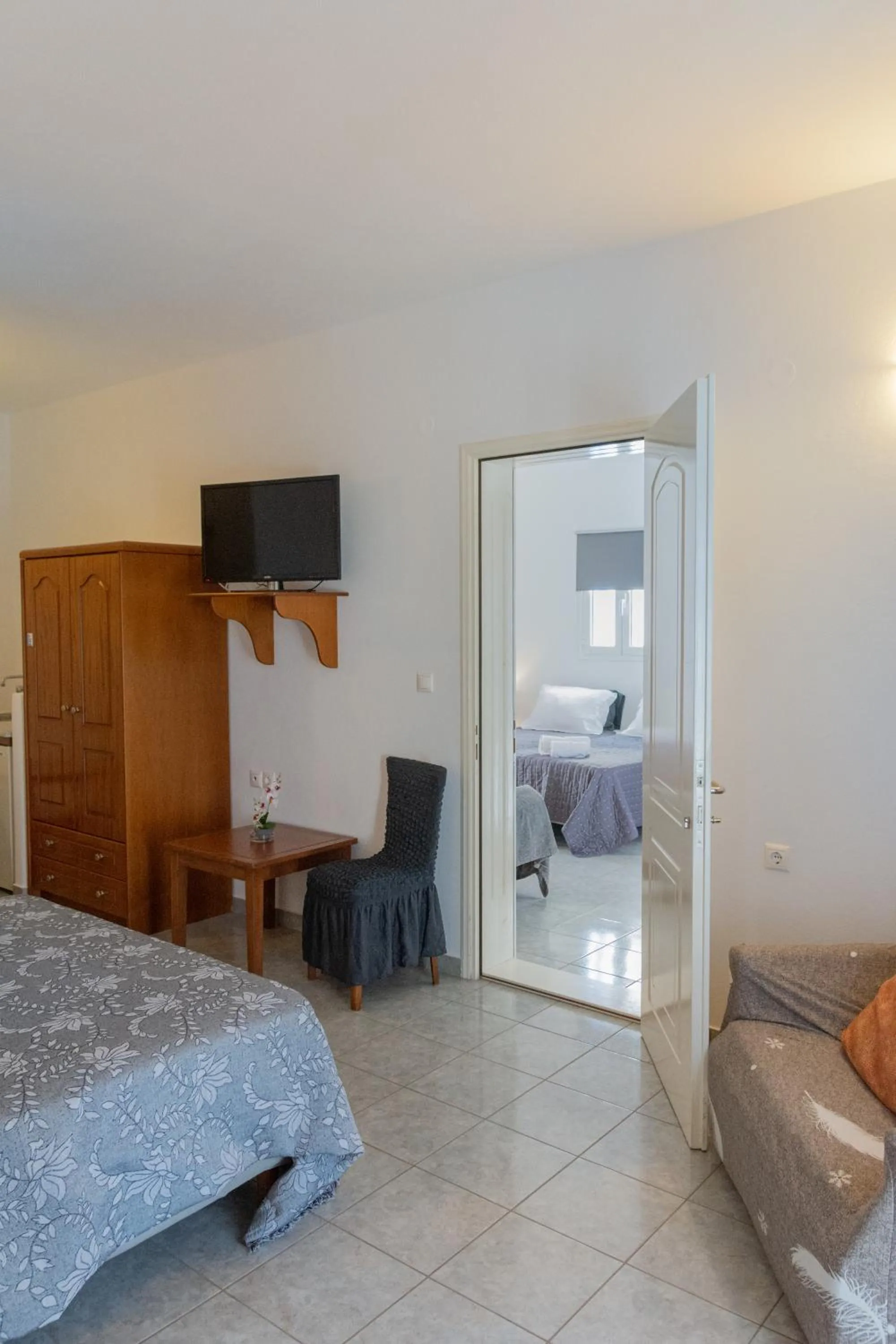 Photo of the whole room in Fragoulis Village