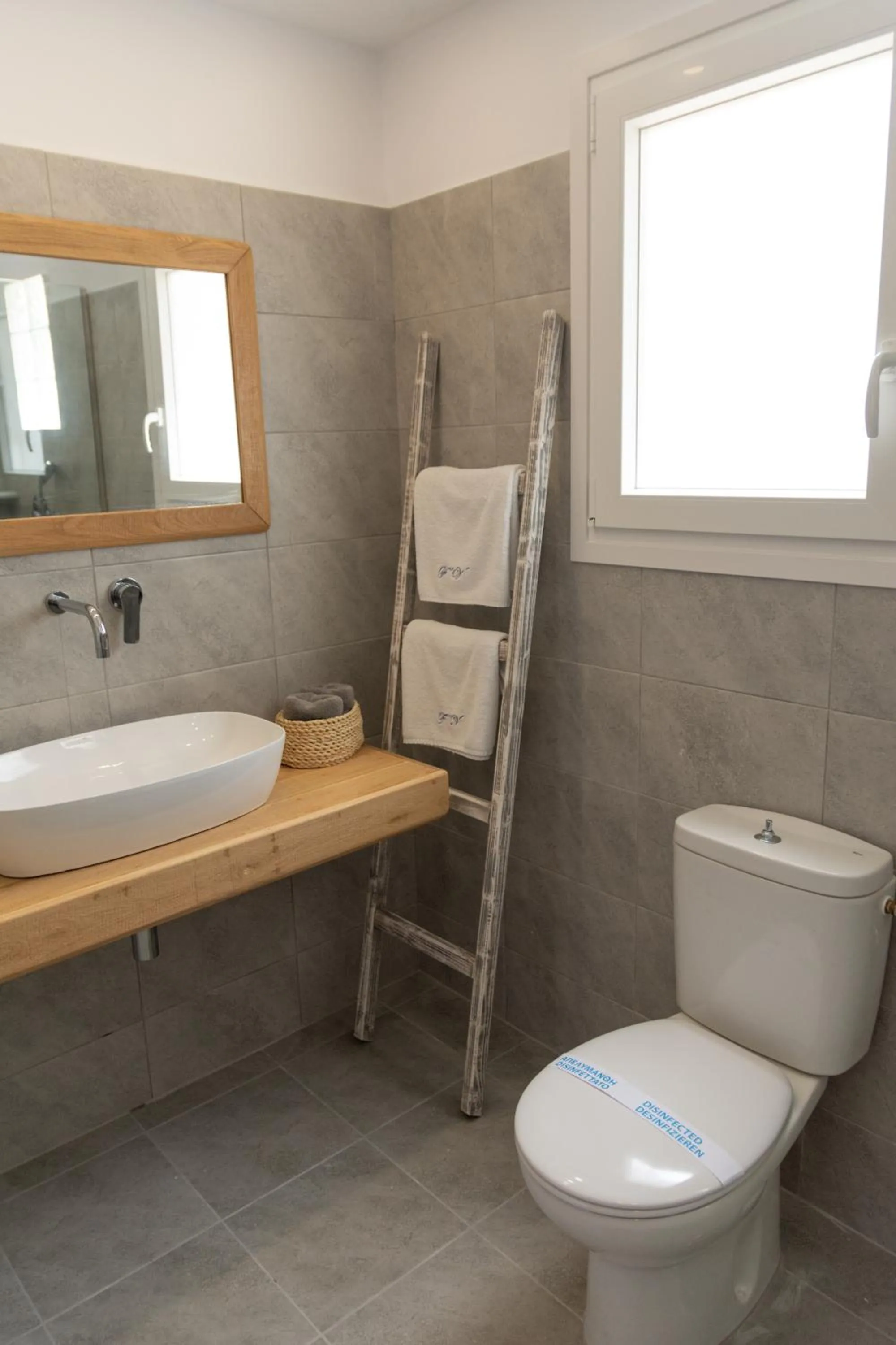 Bathroom in Fragoulis Village