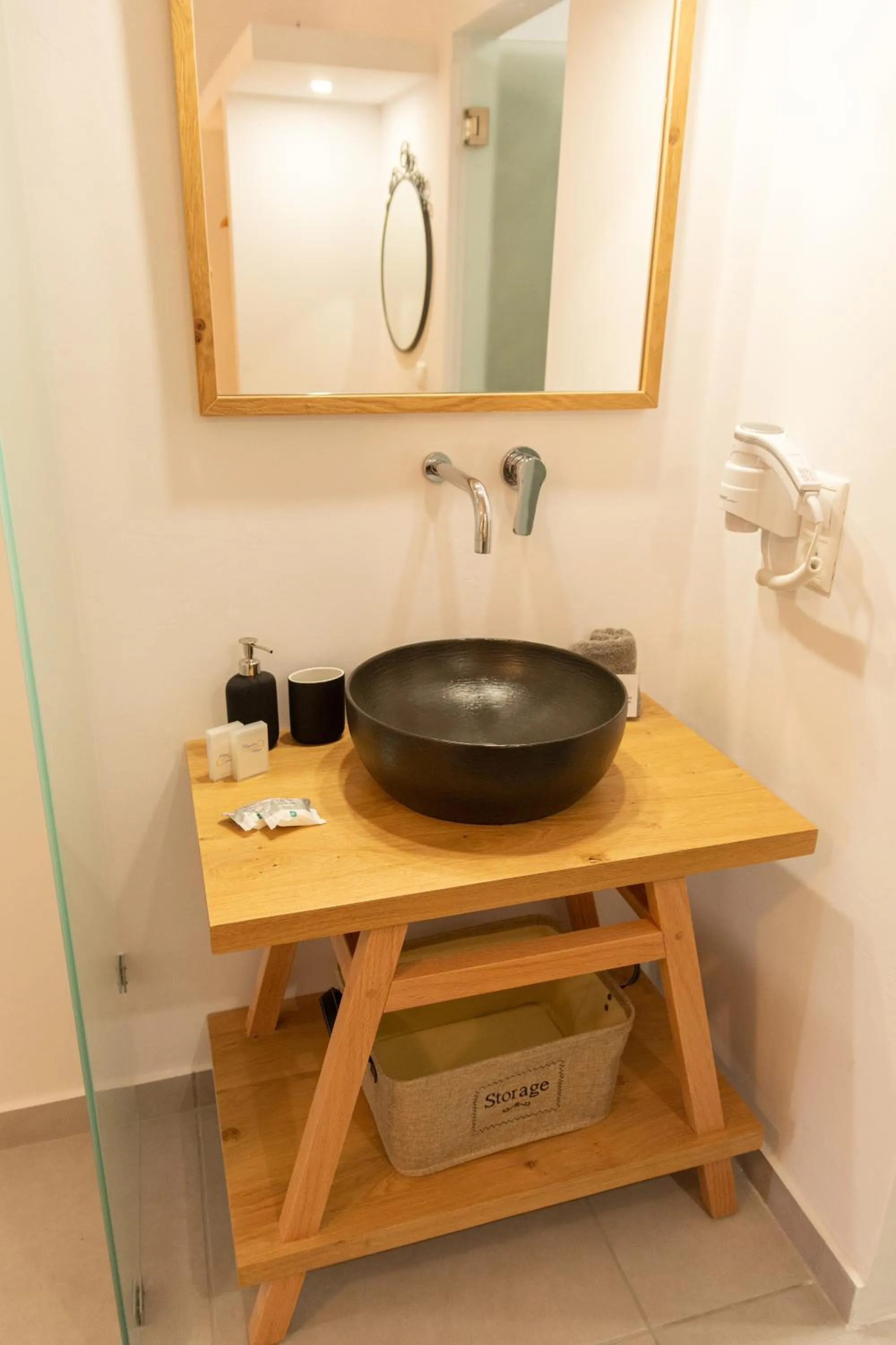 Bathroom in Fragoulis Village