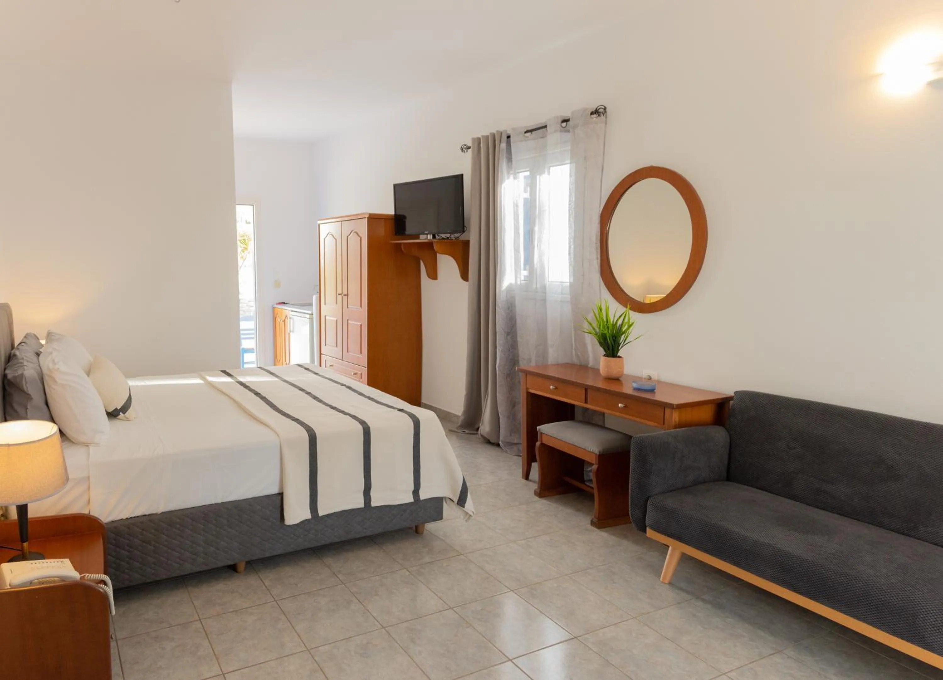 Photo of the whole room in Fragoulis Village