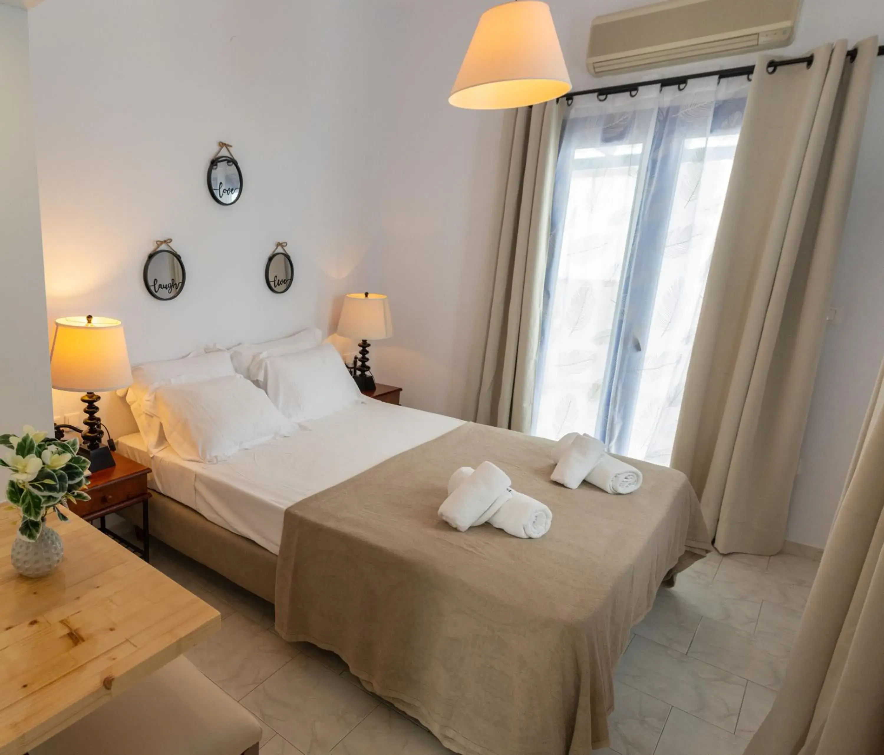 Junior Suite with Private Balcony with Sea View and Hot Tub in Fragoulis Village Junior Suite with Private Balcony with Sea View and Hot Tub in Fragoulis Village