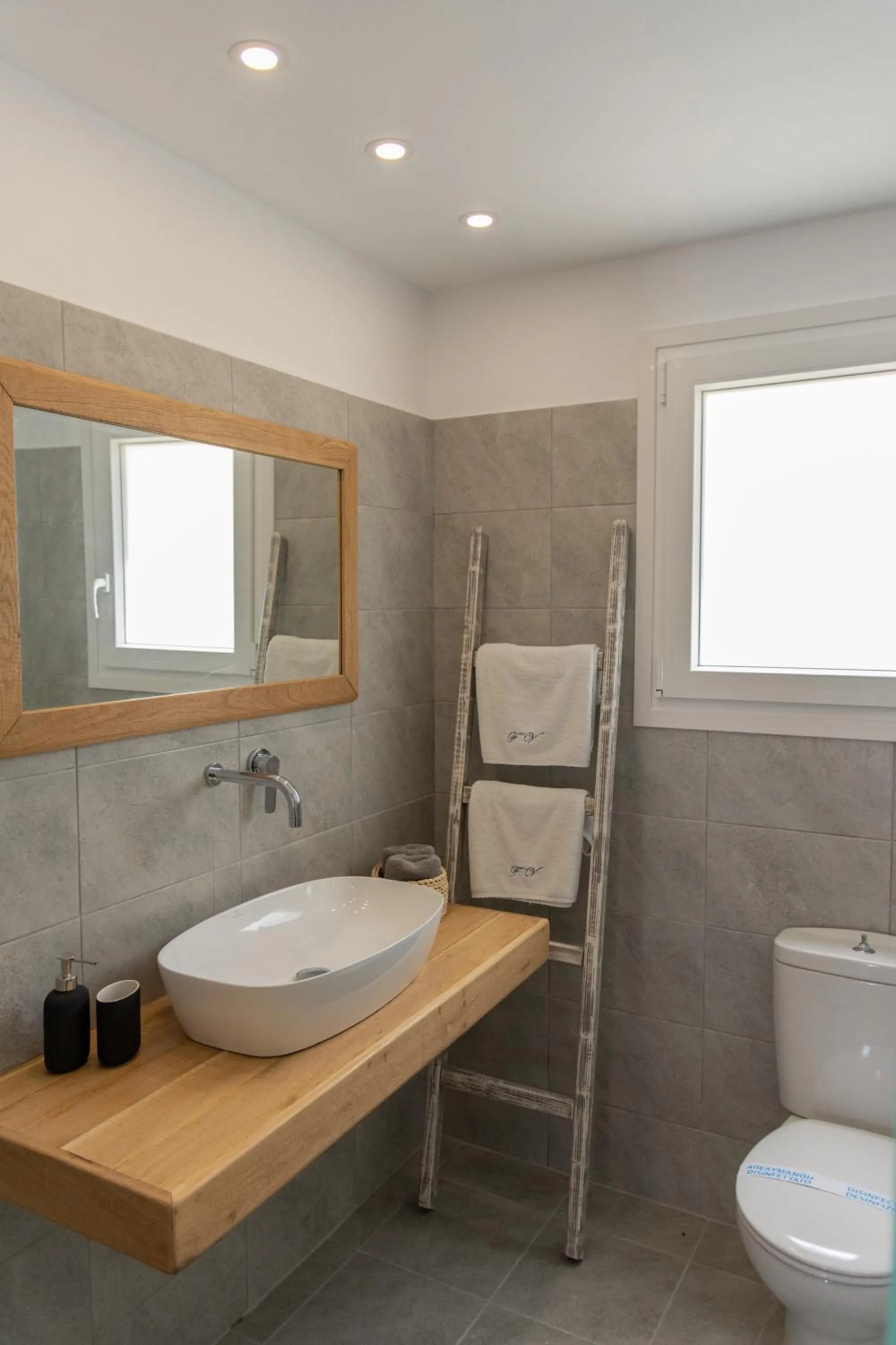 Bathroom in Fragoulis Village