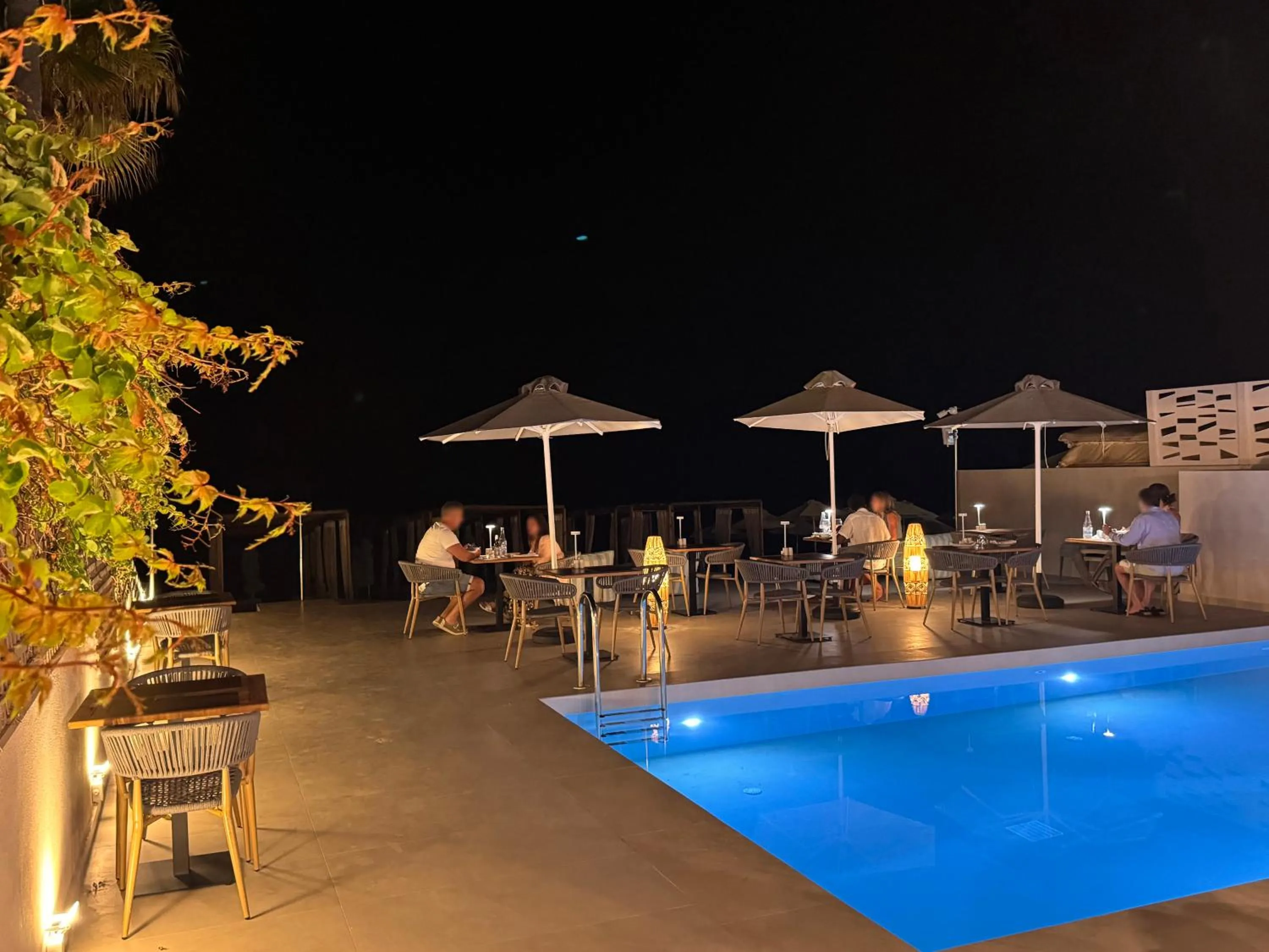Restaurant/places to eat in Τhe Noverian Antama Organic Beach Resort Chania