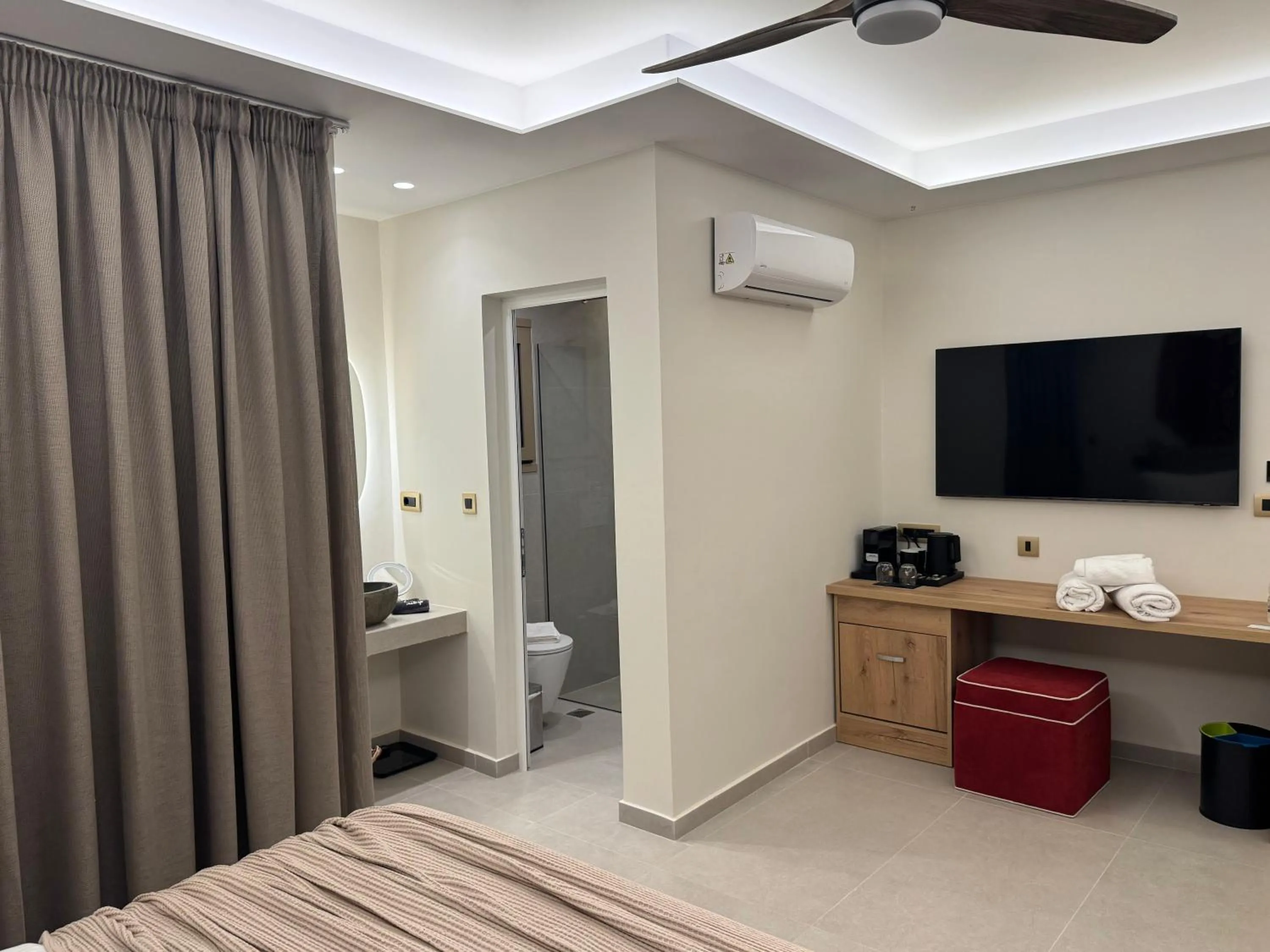 Bedroom, Bed in Τhe Noverian Antama Organic Beach Resort Chania