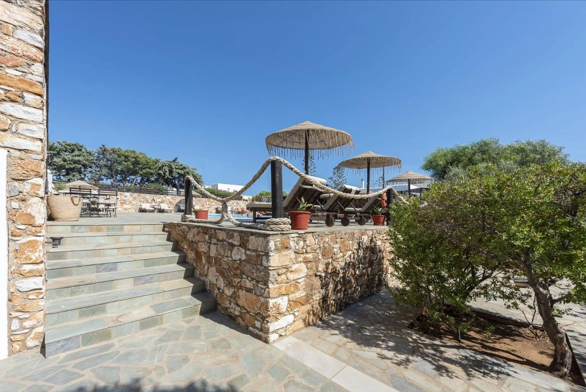 Property building in Parosland Hotel