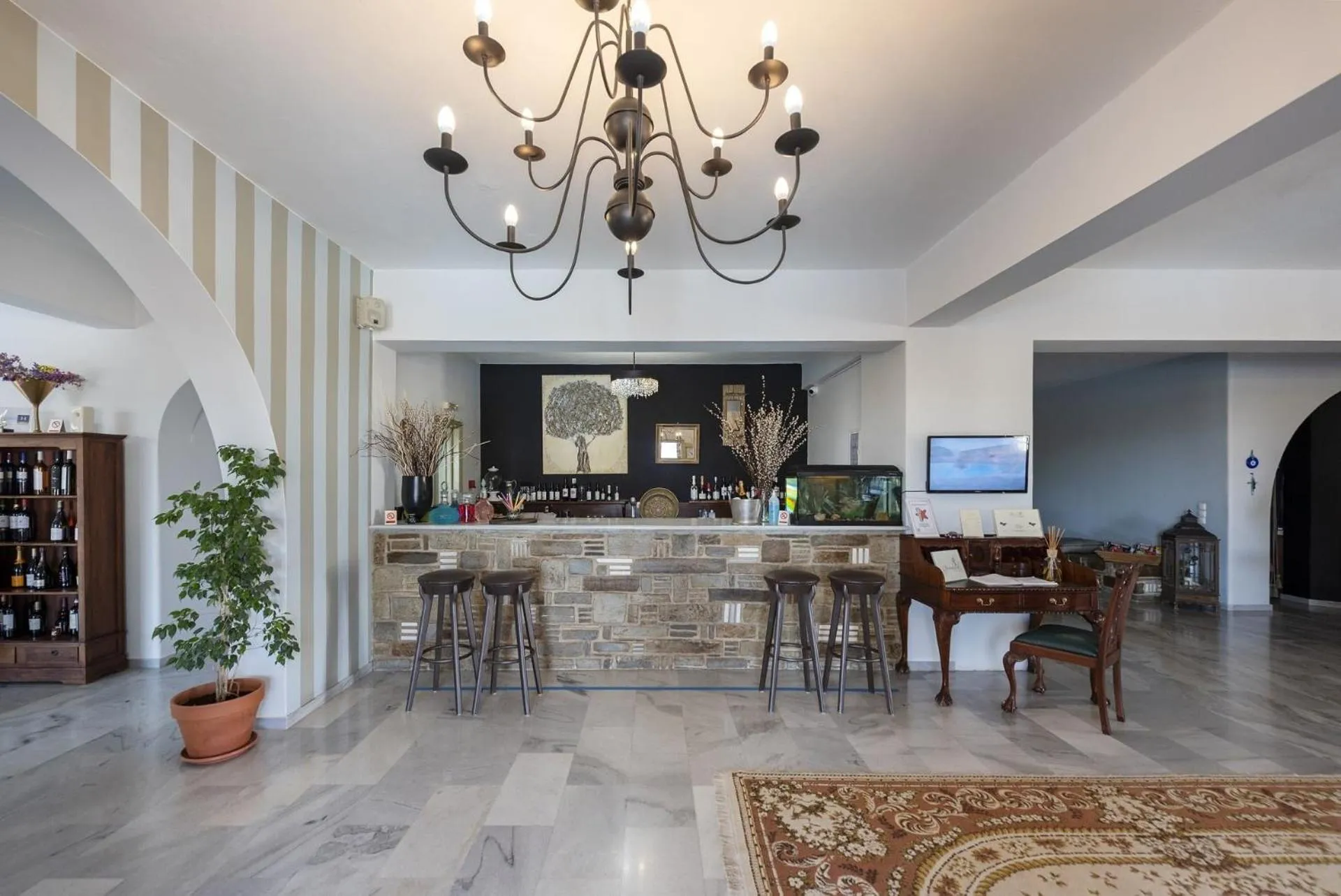 Lounge or bar in Parosland Hotel