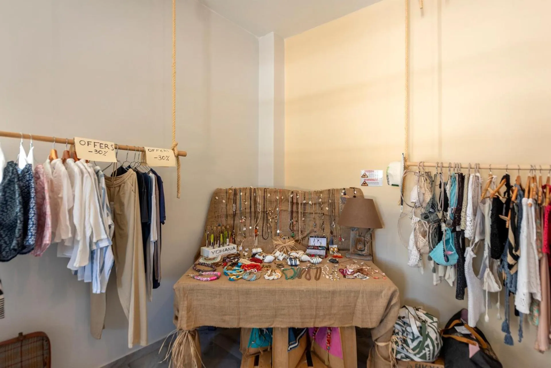 On-site shops in Parosland Hotel