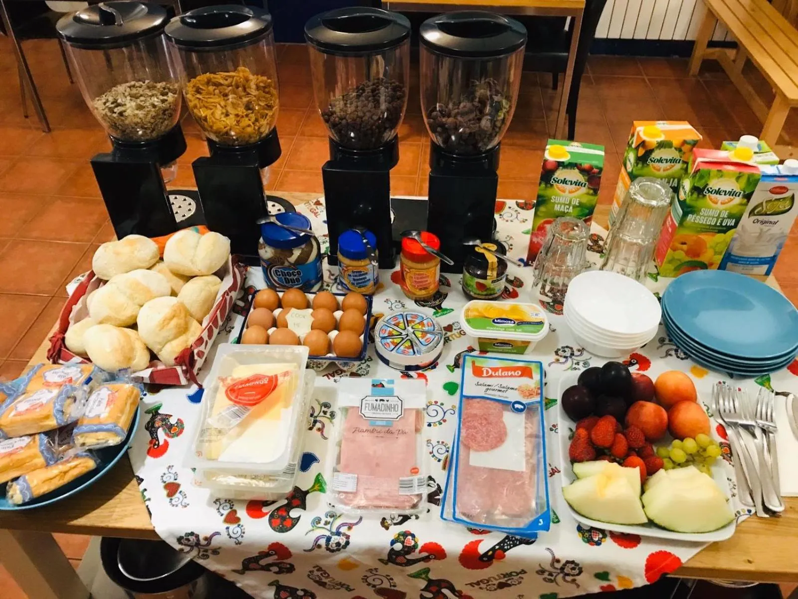 Continental breakfast in The Paintshop Hostel