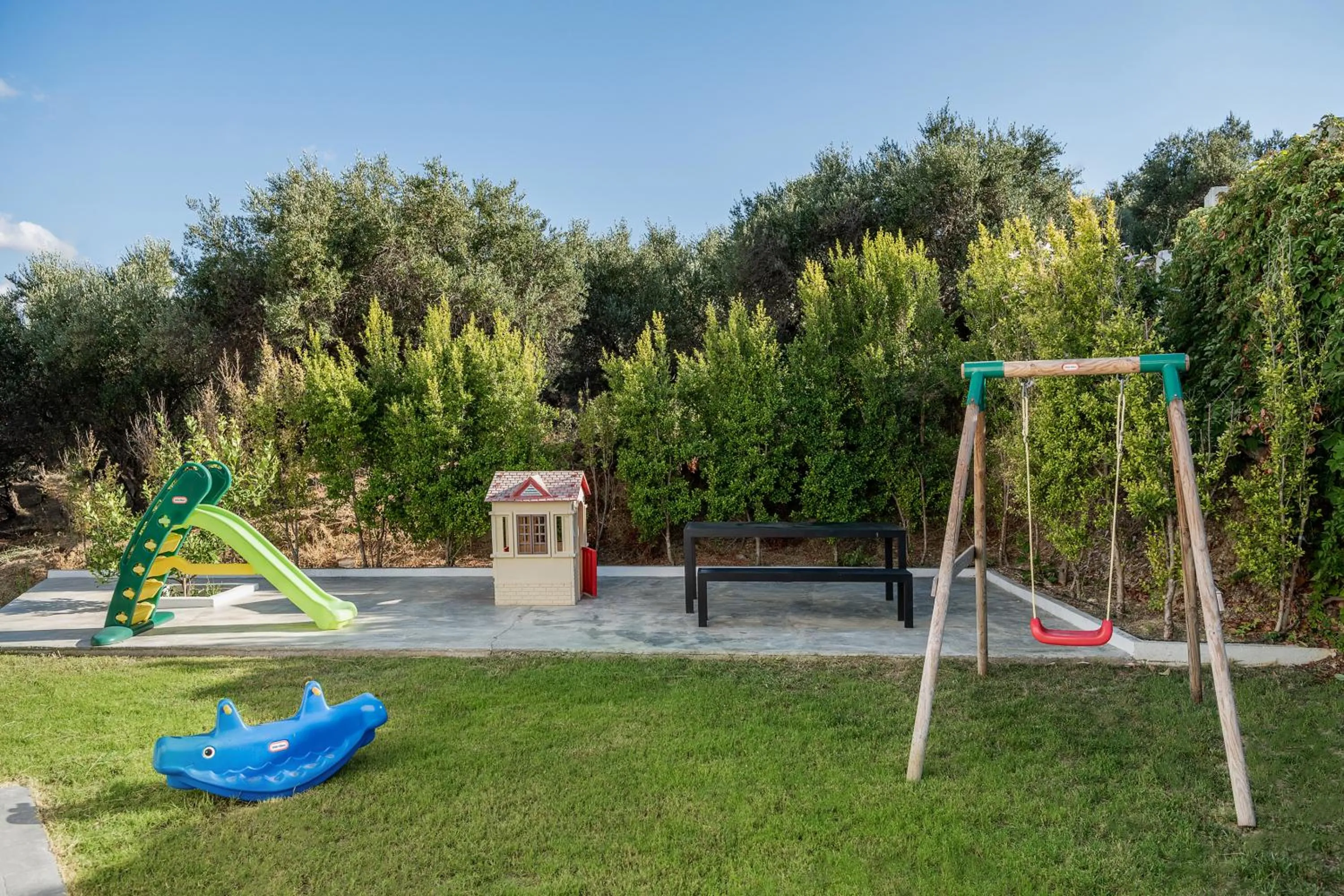 Children play ground in Villa Life