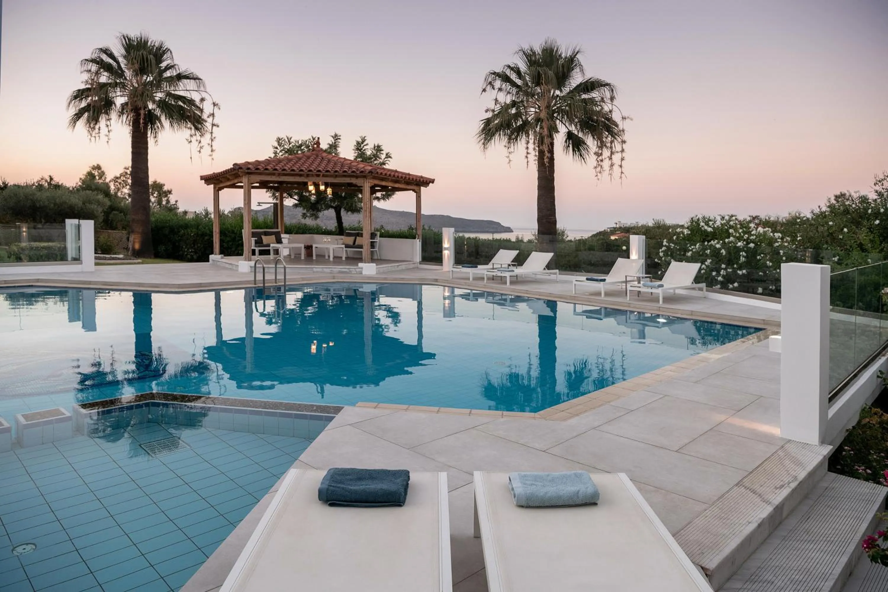 Pool view in Villa Life