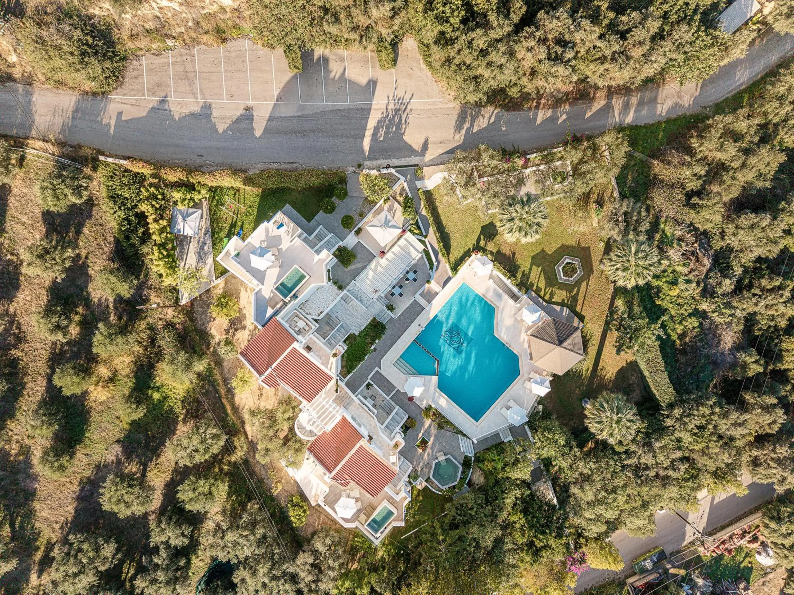 Property building in Villa Life