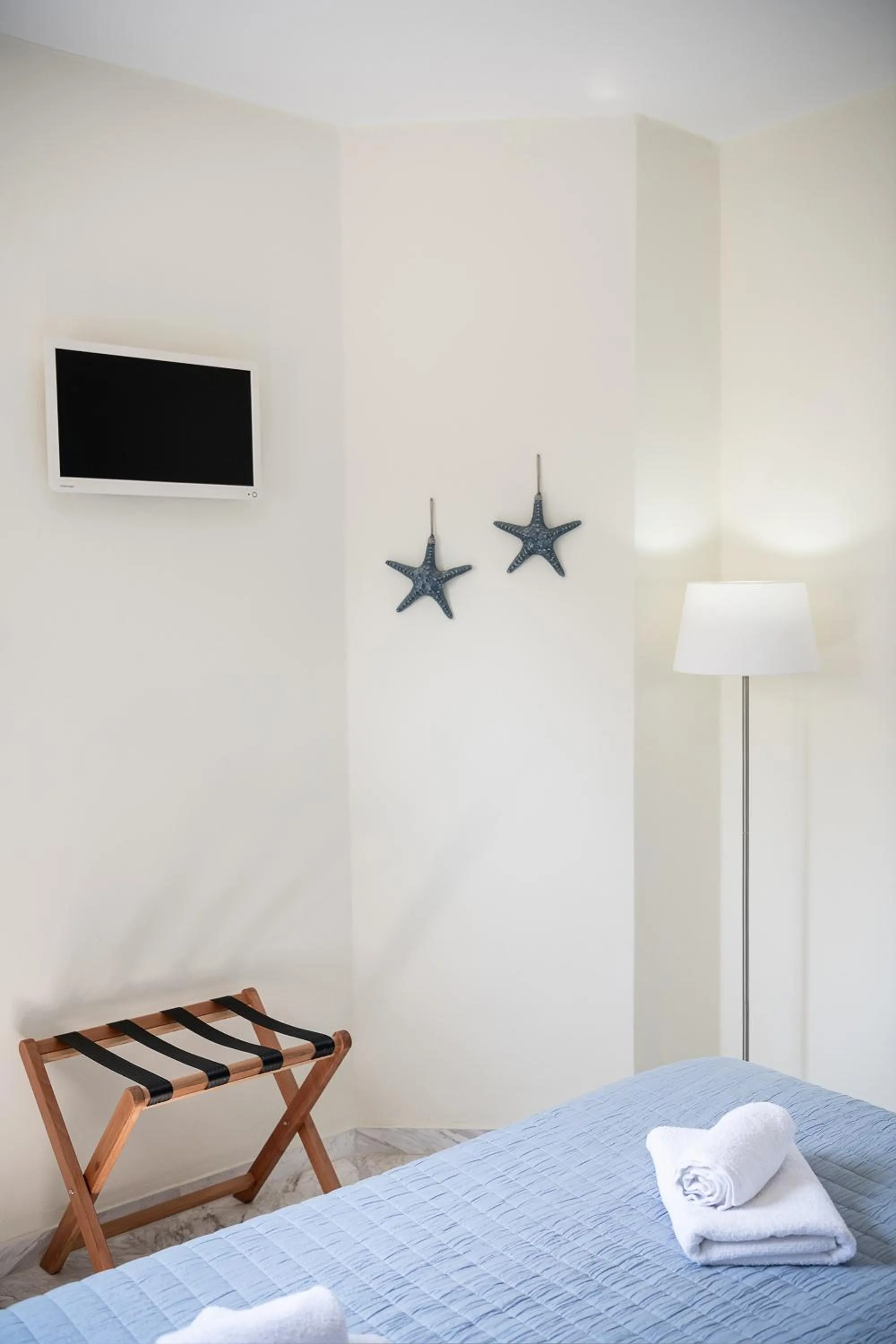 TV and multimedia, Bed in Villa Life
