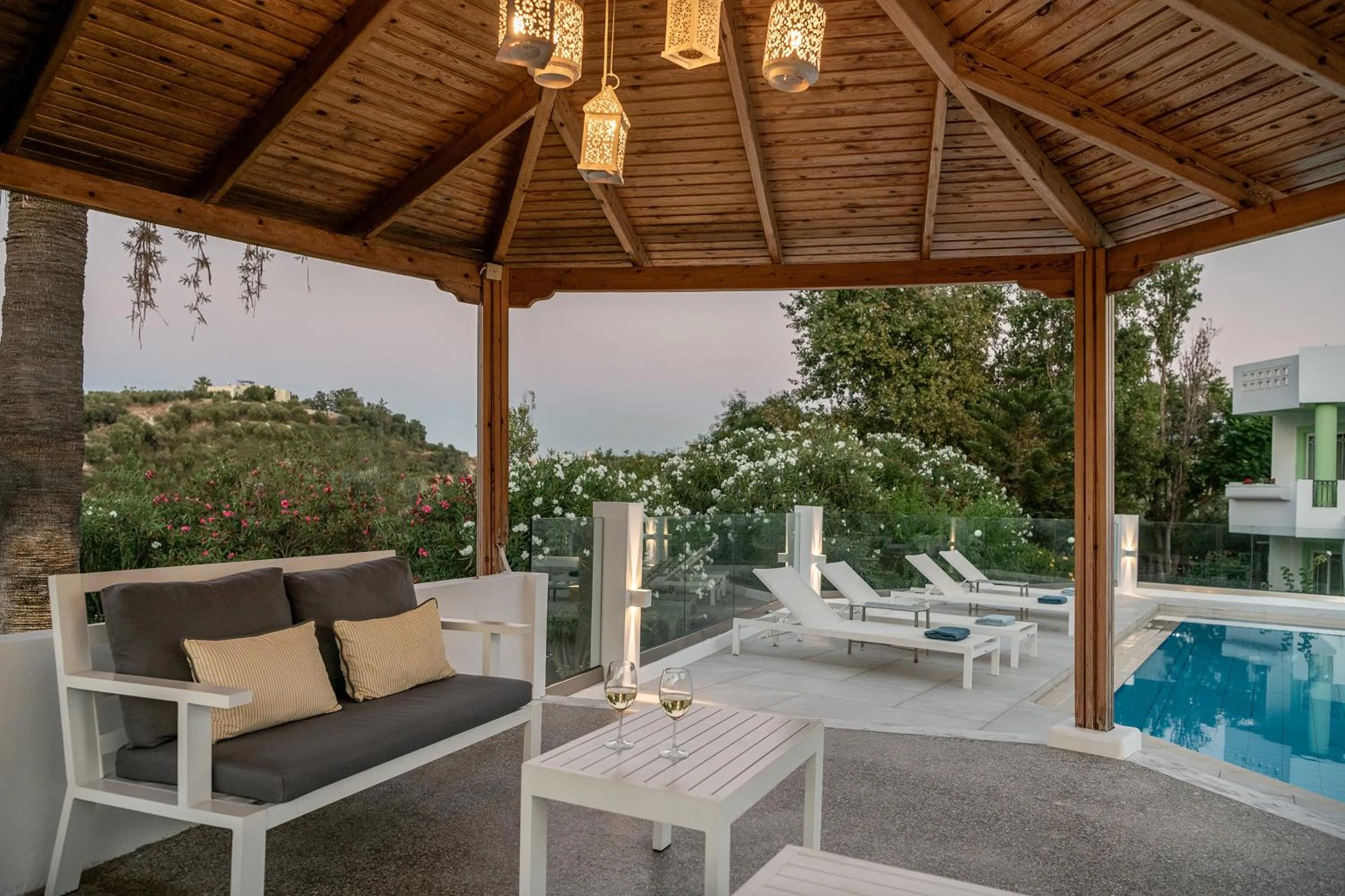 Area and facilities in Villa Life