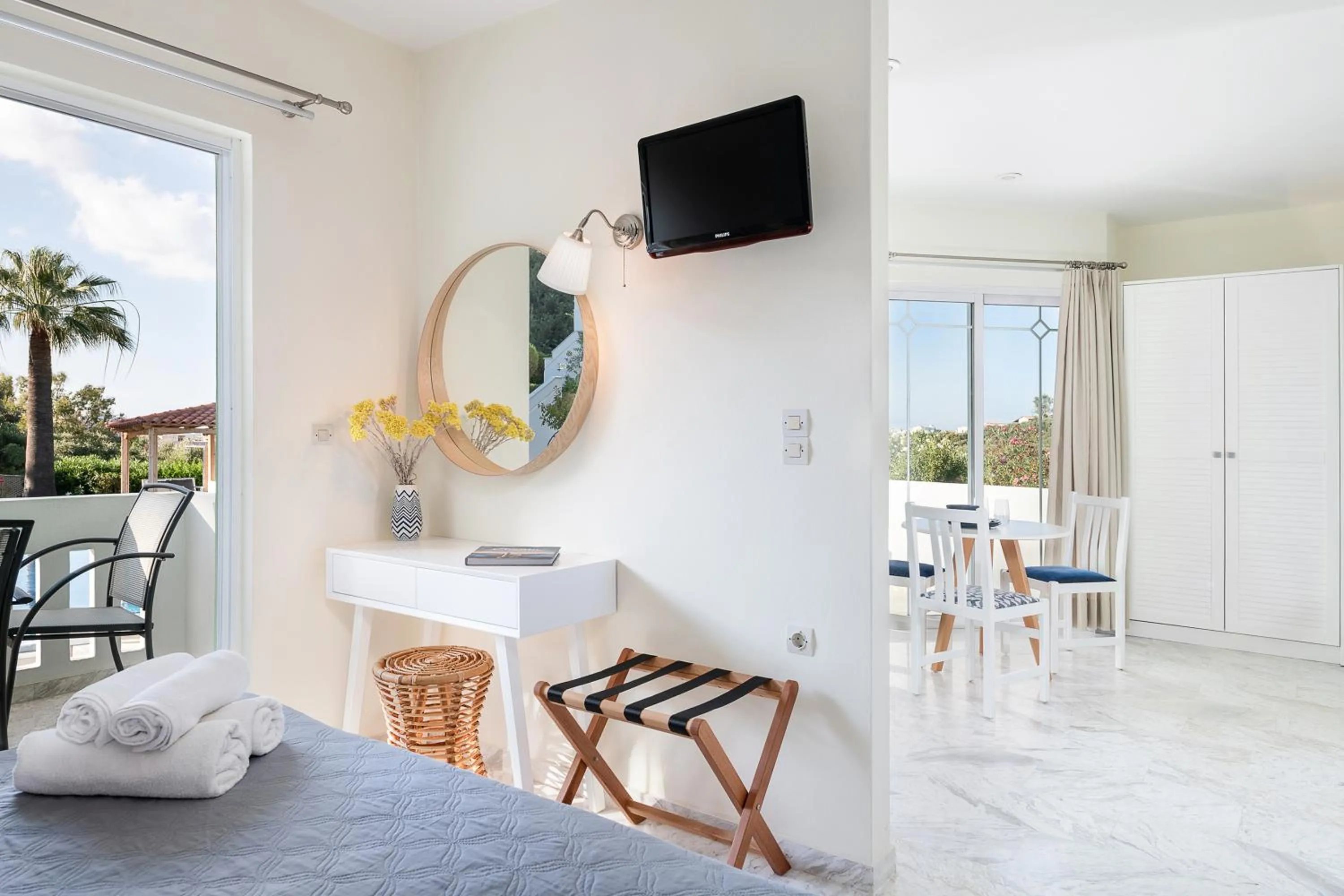 TV and multimedia in Villa Life