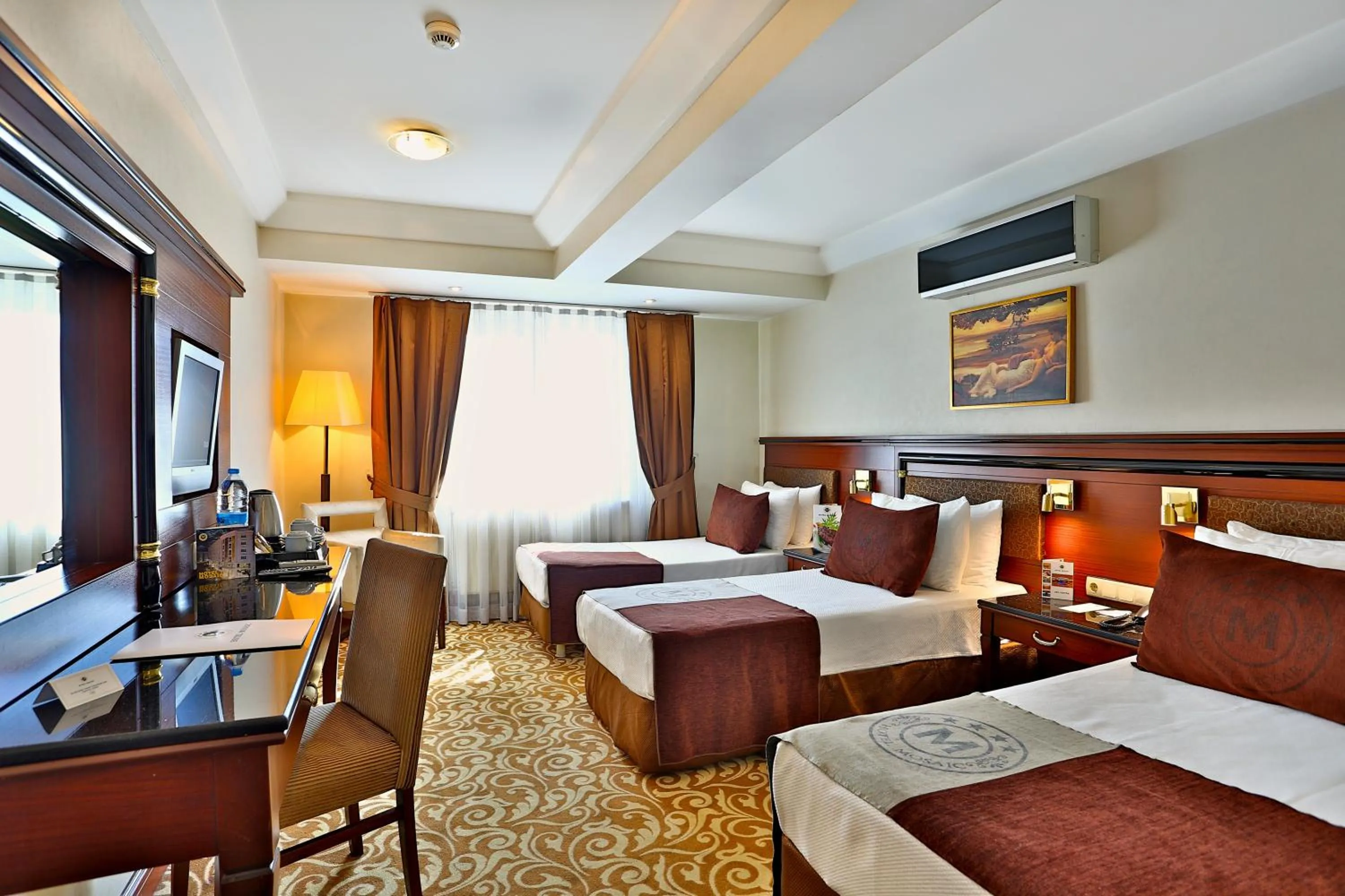 TV and multimedia, Bed in Mosaic Hotel Old City -Special Category